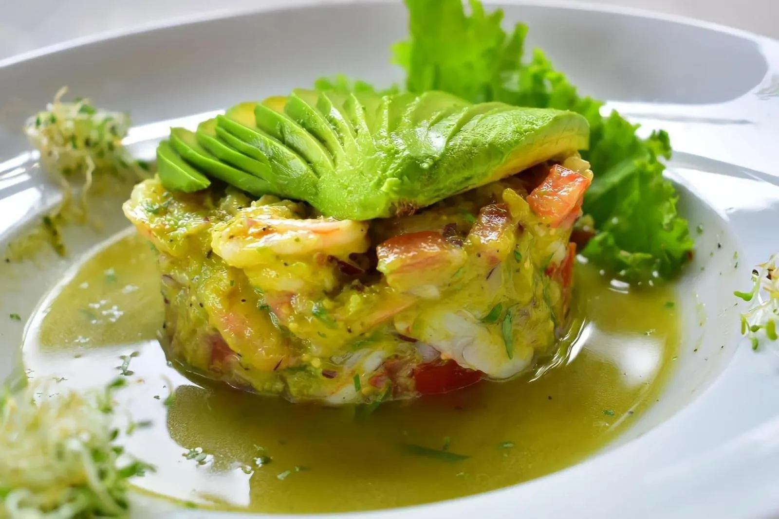 Restaurant/places to eat in The Views Resort