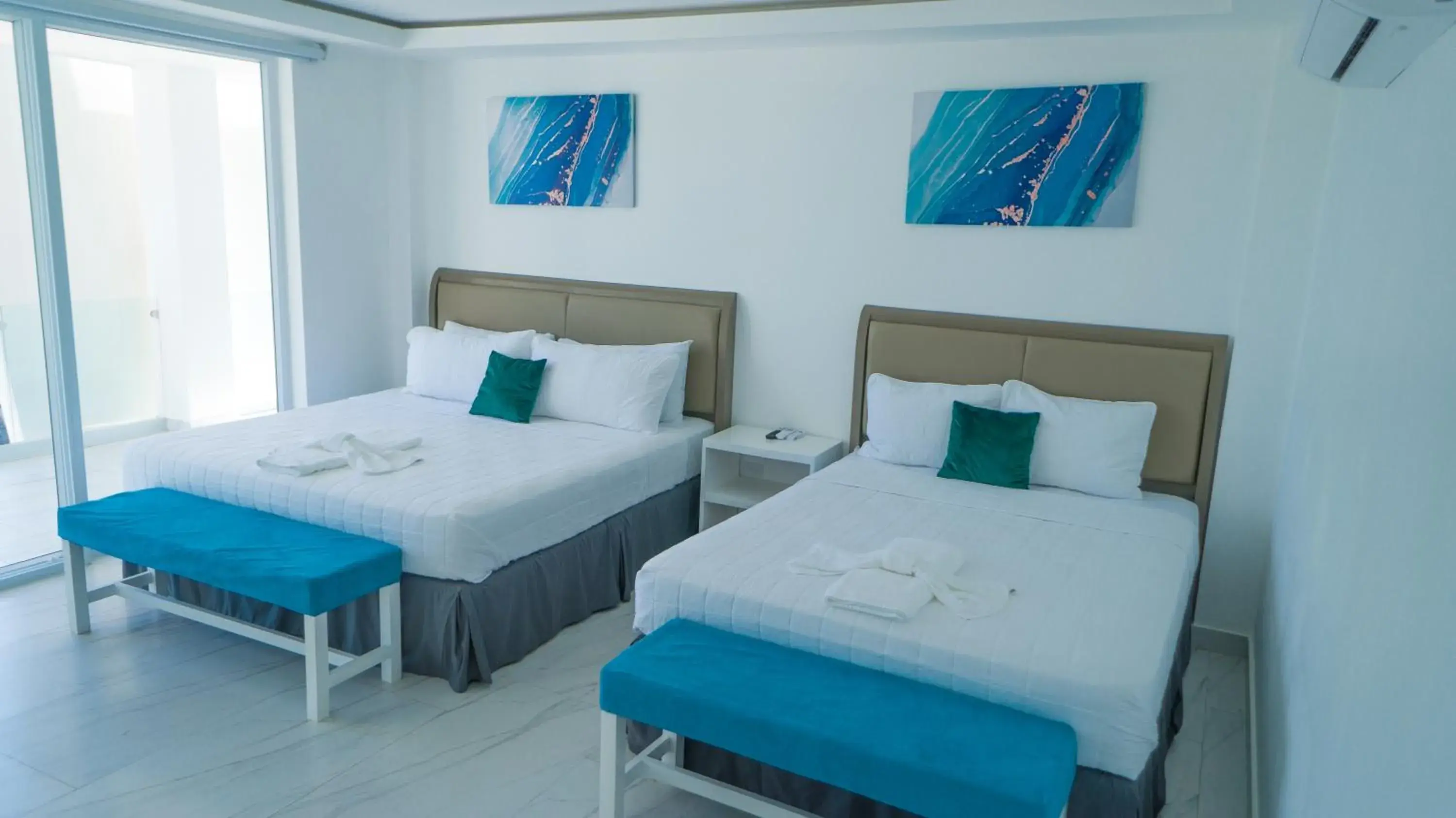 Double Room with Private Bathroom in The Views Resort Double Room with Private Bathroom in The Views Resort