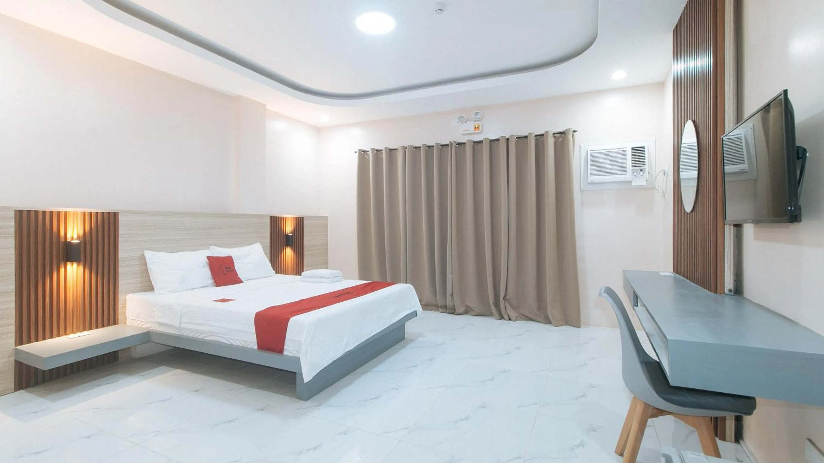 Bed in RedDoorz at Happy Stay Apartelle