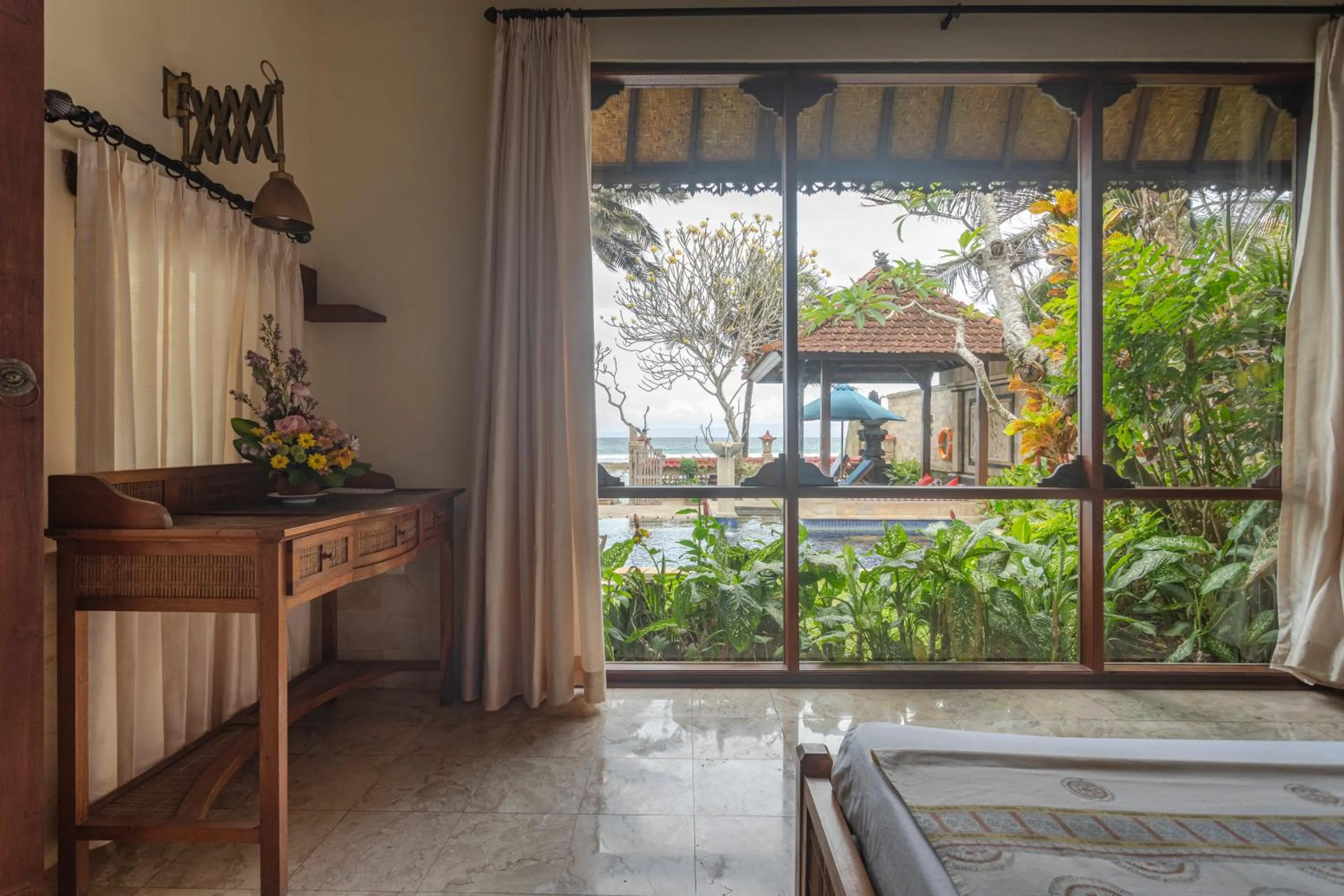 Bed in Nusa Indah Candidasa