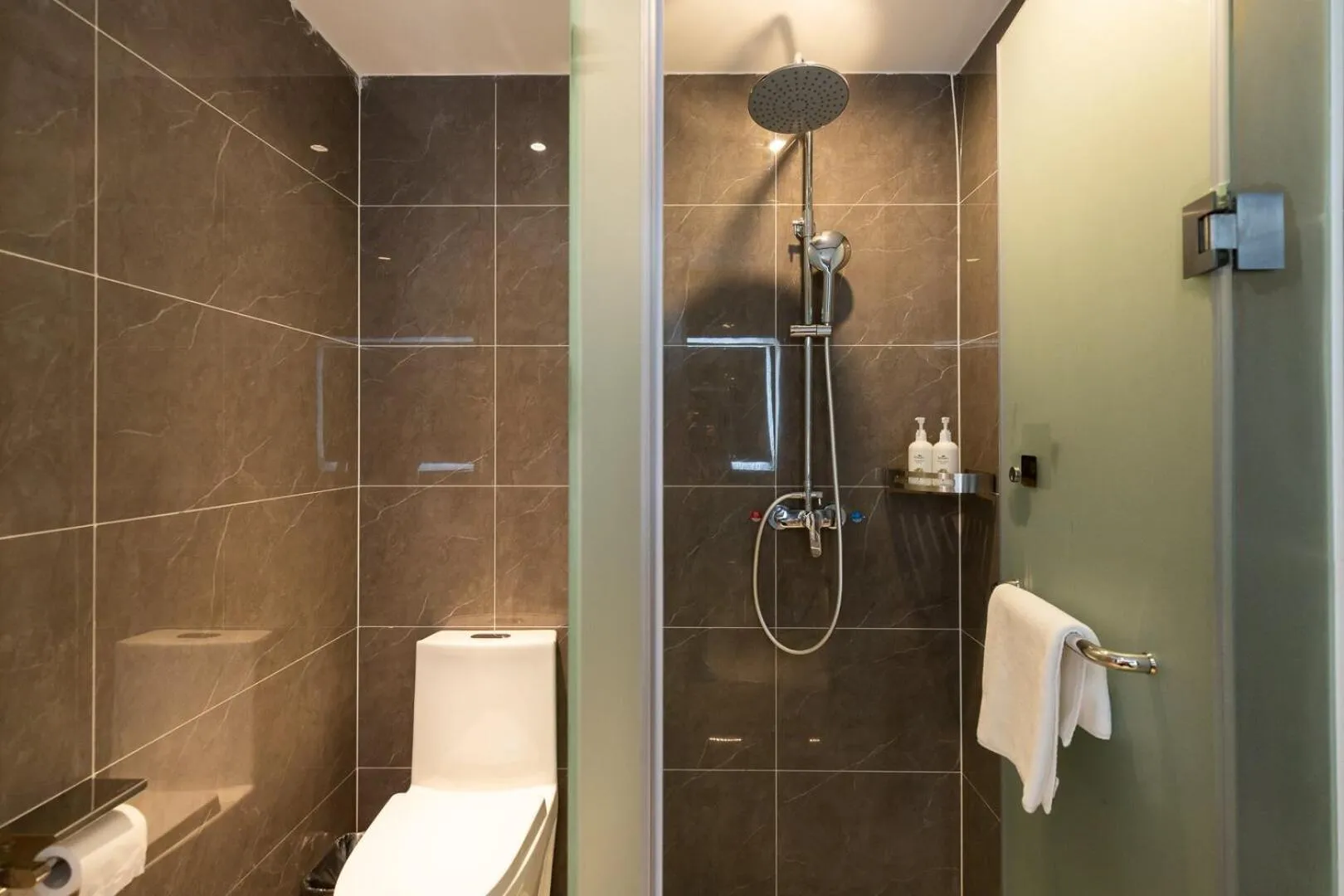 Toilet in Guangzhou Yunjia Hotel - Airport Terminal 2