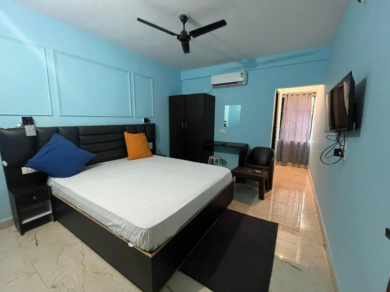 TV and multimedia, Bed in The Boss House