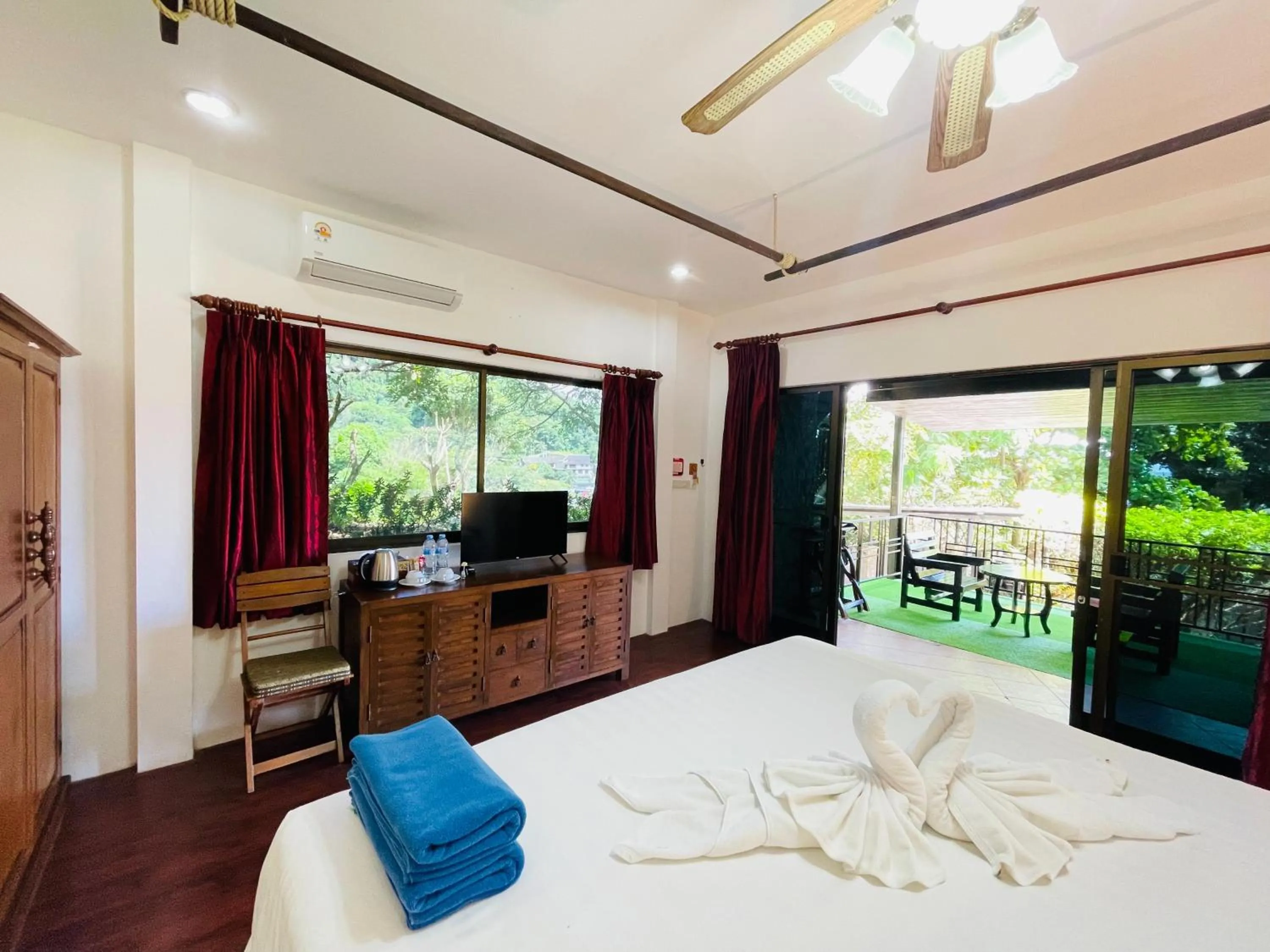 Bed in Boomerang Village Resort Kata