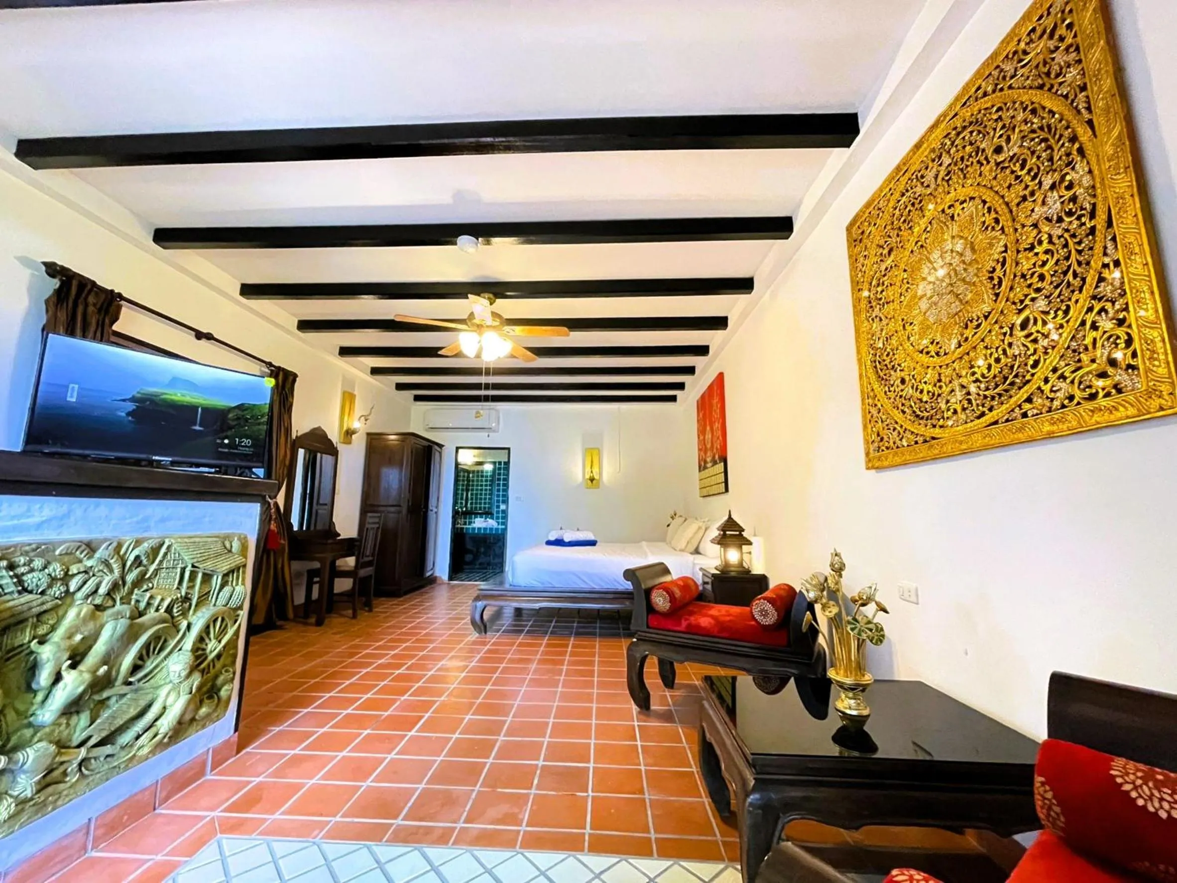 Photo of the whole room, Bed in Boomerang Village Resort Kata