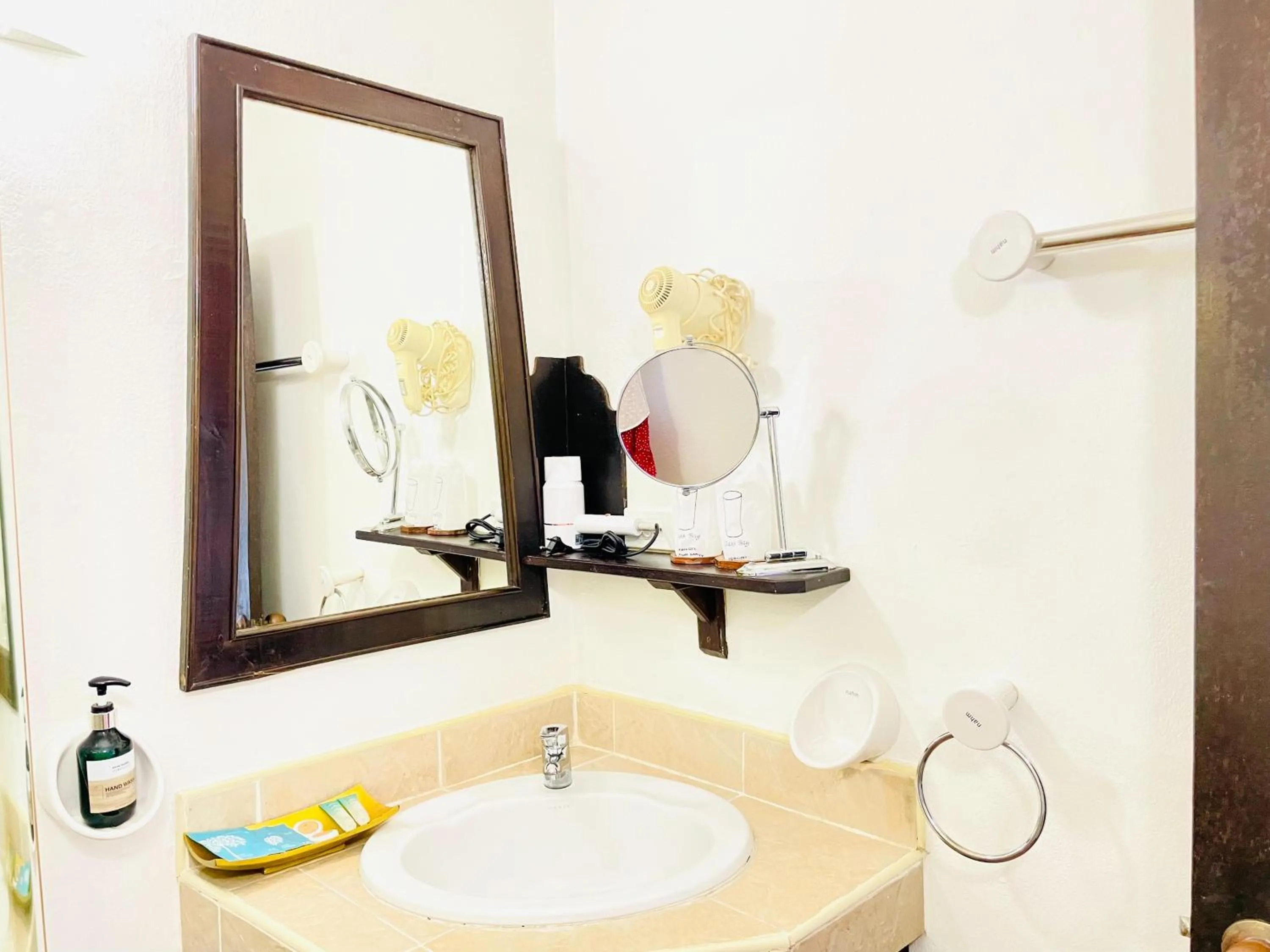 Boomerang Village Resort Kata