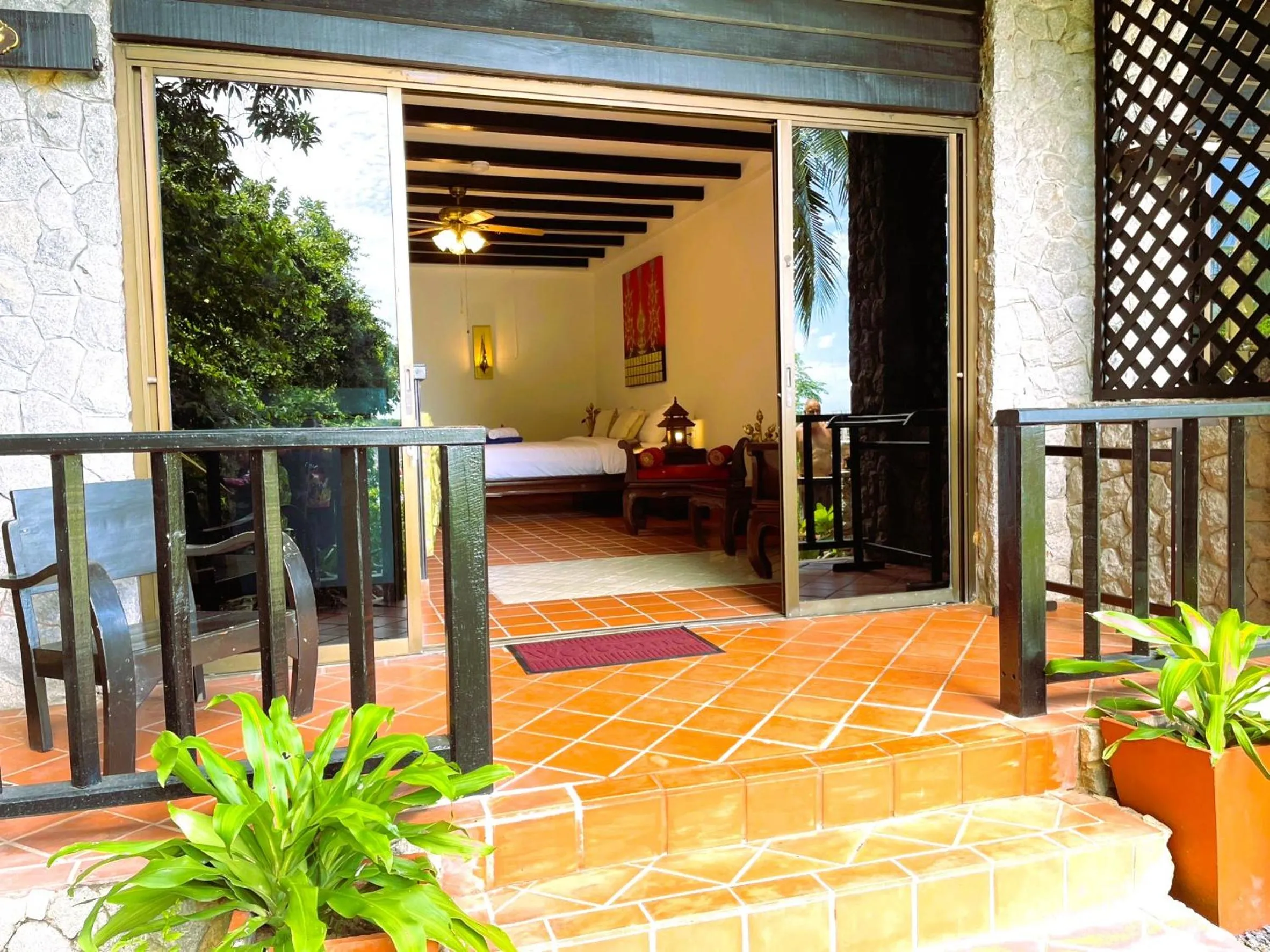 Balcony/Terrace, Bed in Boomerang Village Resort Kata