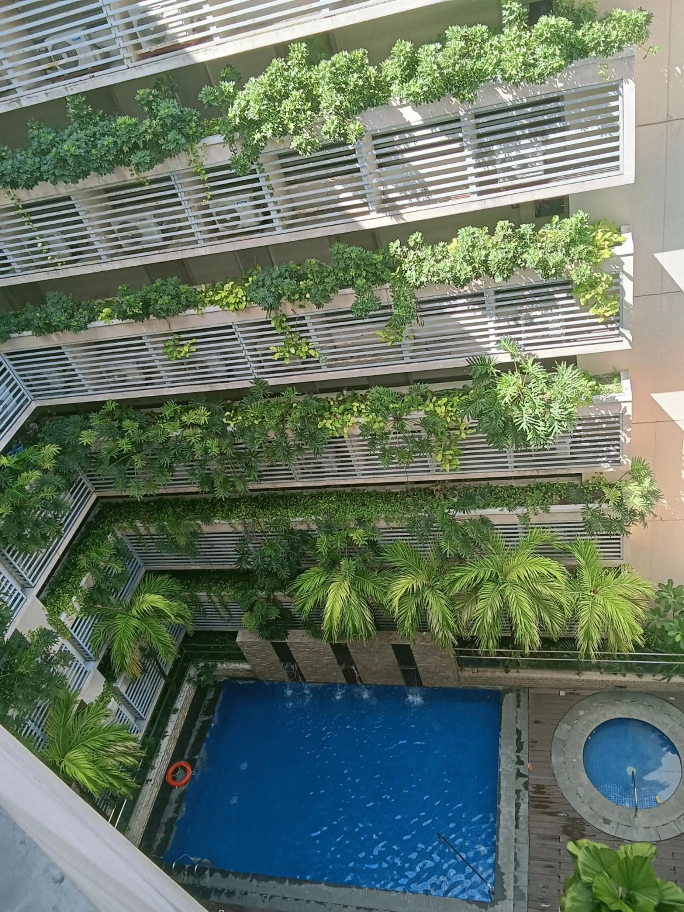 Pool view in Henry's Newport Condotel