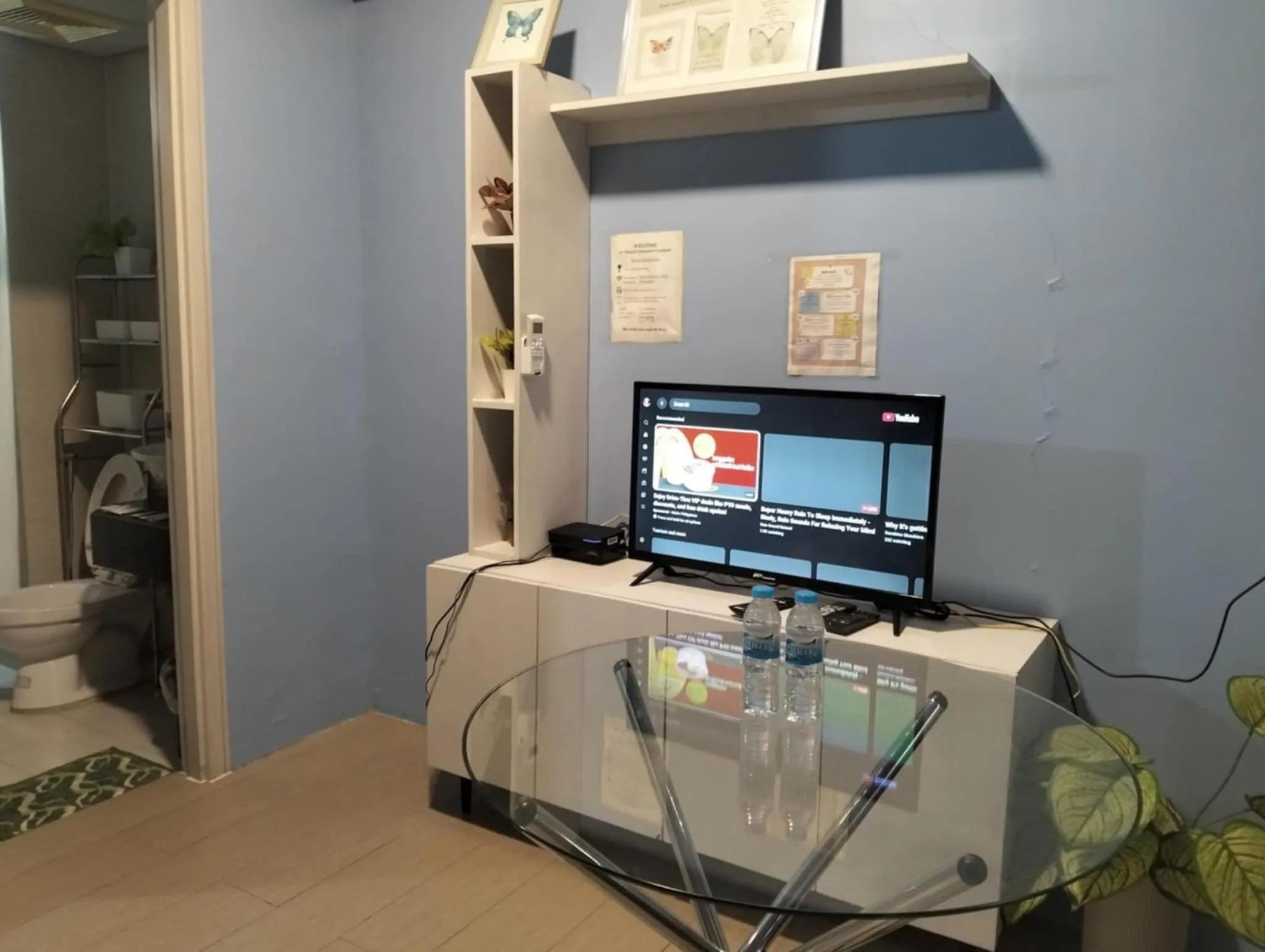 Henry's Newport Condotel