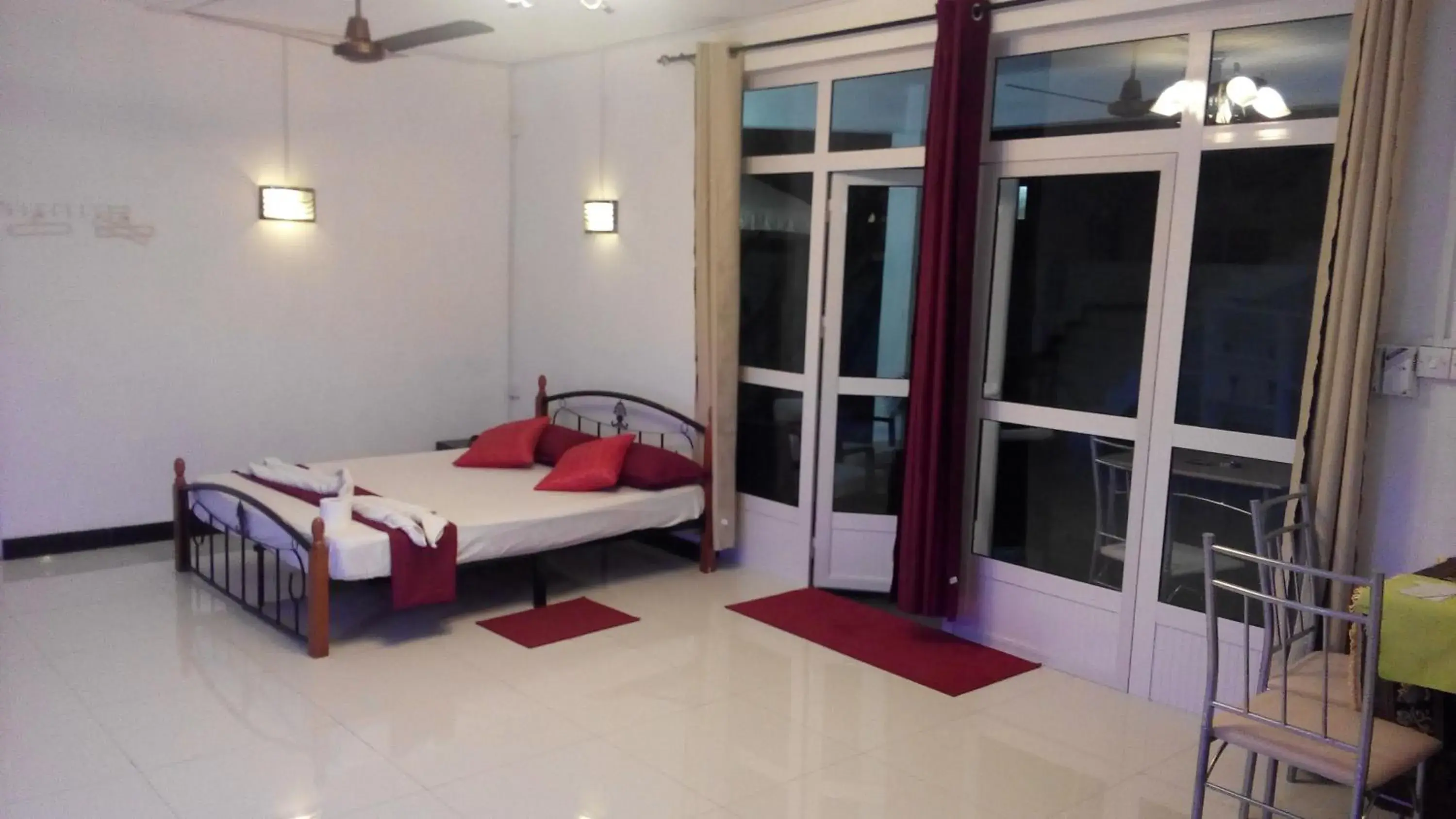 Large Family Room in Residence Les Bambous Large Family Room in Residence Les Bambous