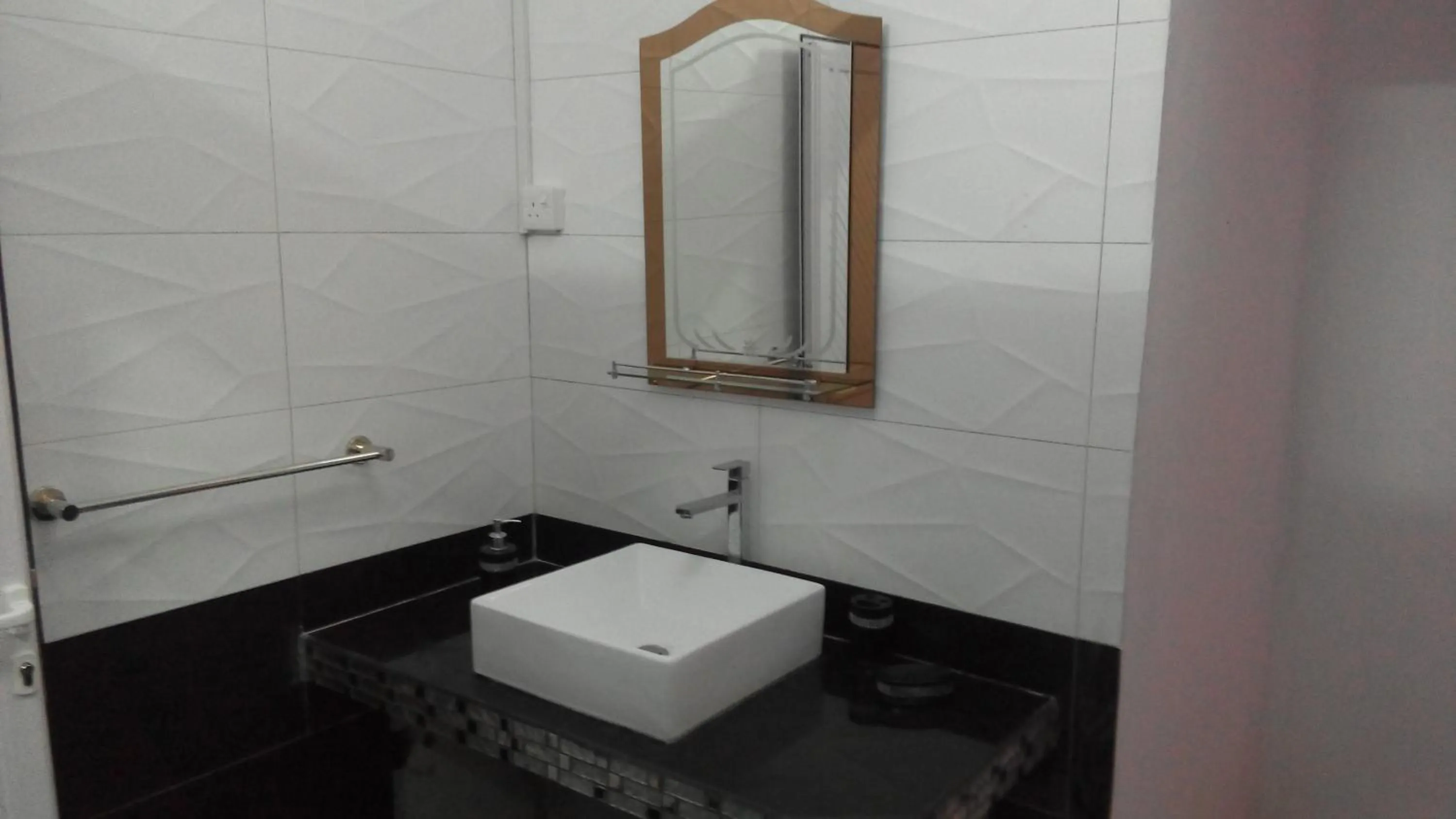 Toilet in Residence Les Bambous