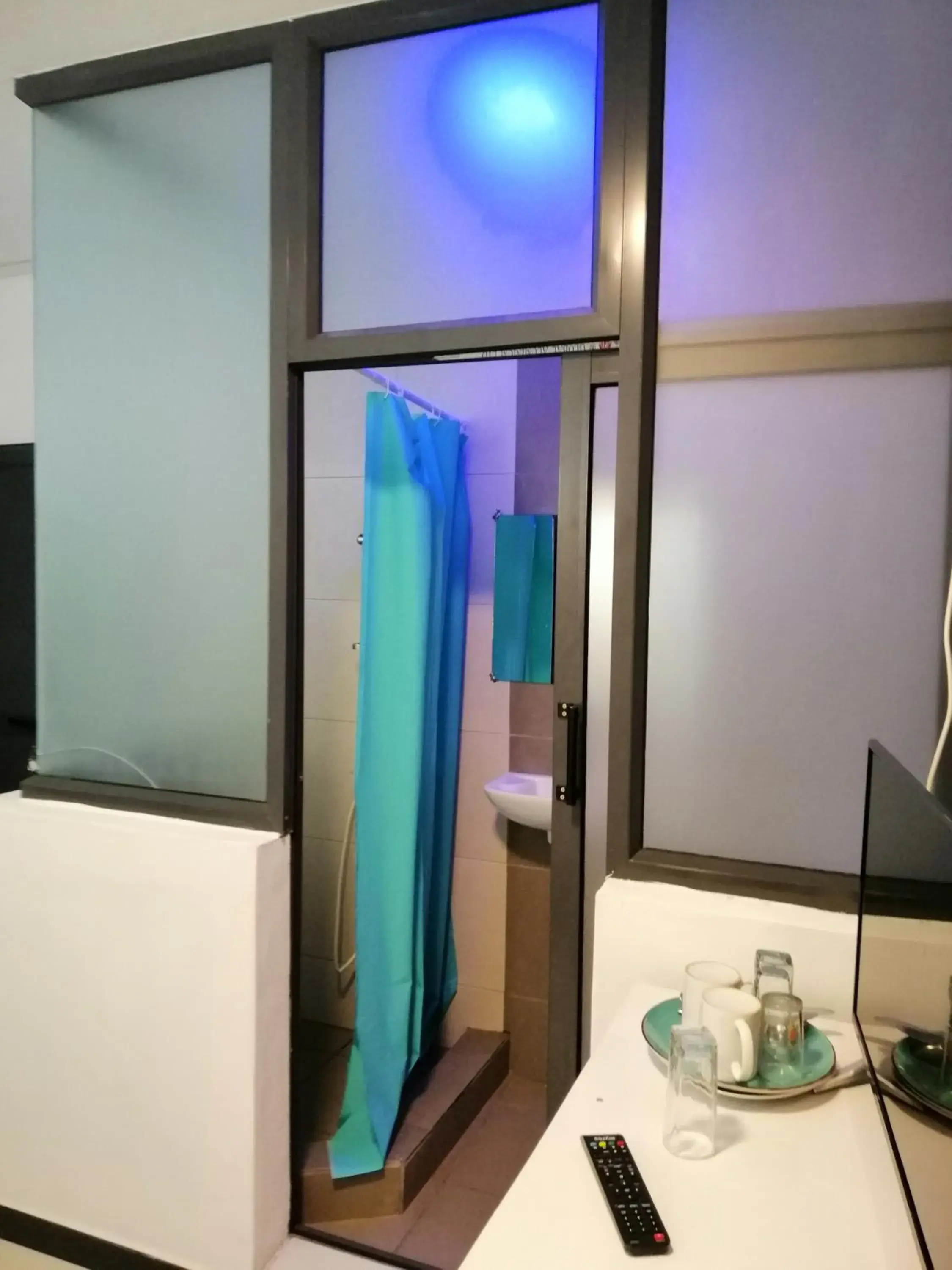 Double Room with Garden View - single occupancy in Residence Les Bambous Double Room with Garden View - single occupancy in Residence Les Bambous