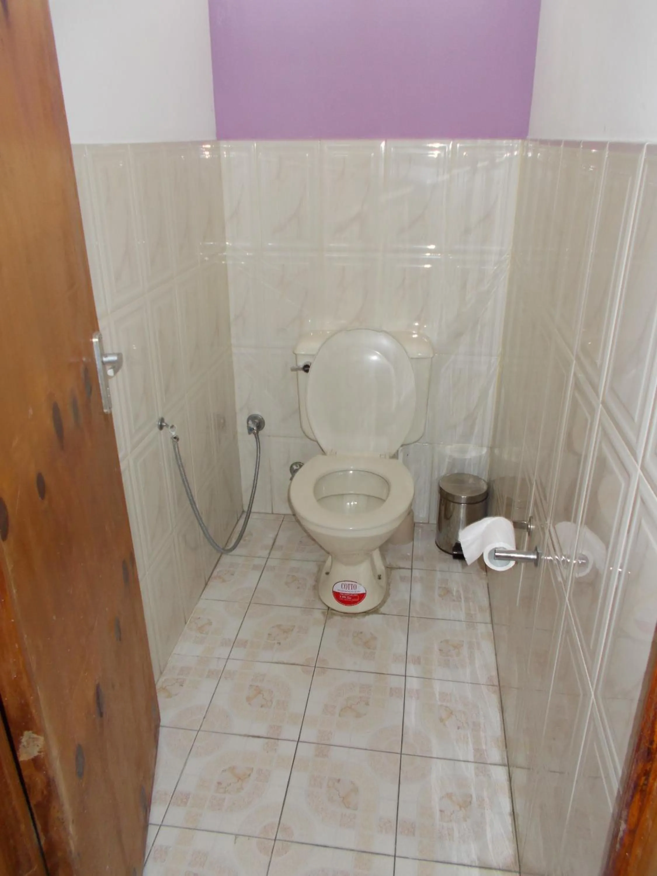 Toilet in Residence Les Bambous