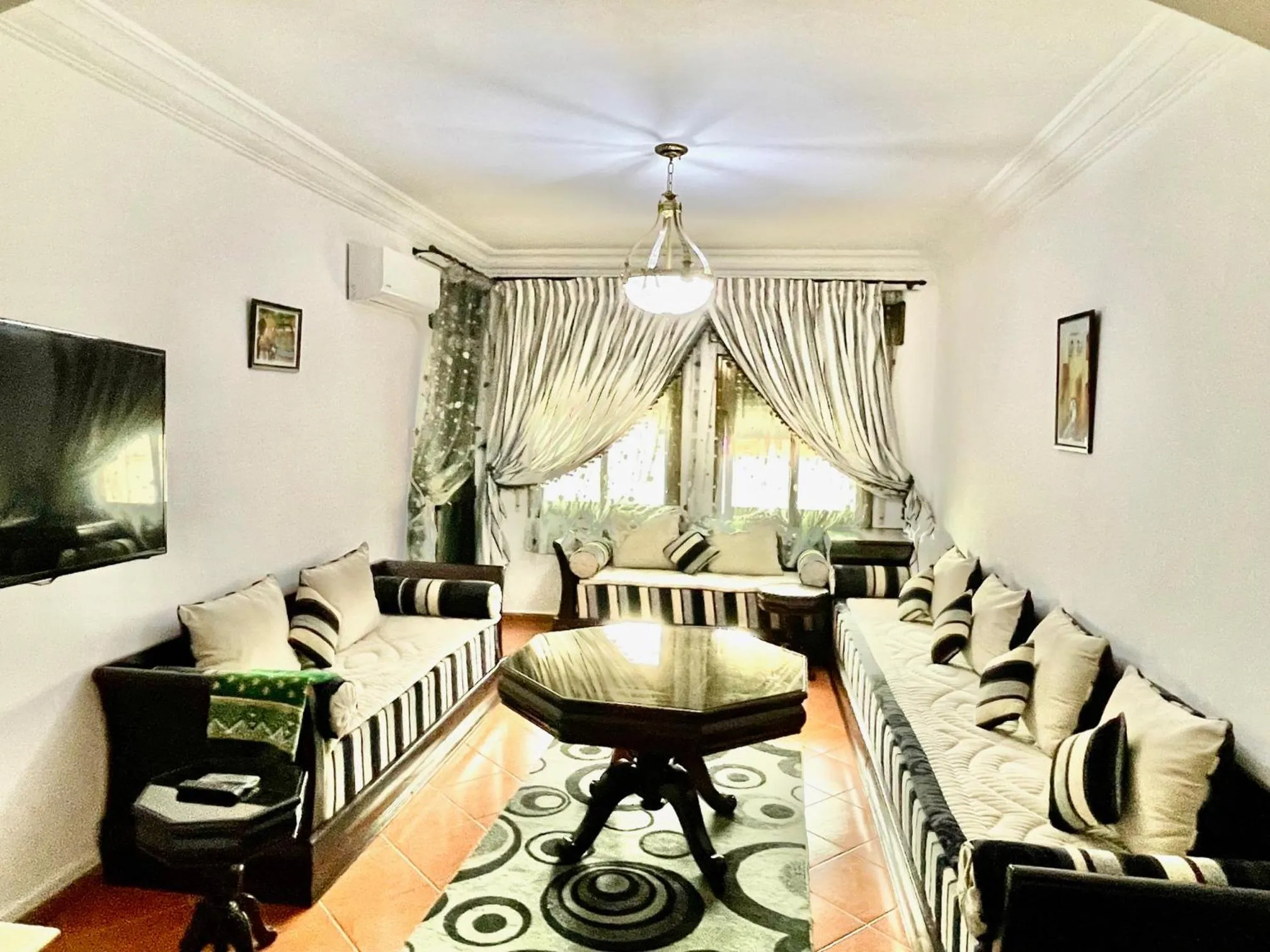 Two-Bedroom Apartment in Sary's Hotel