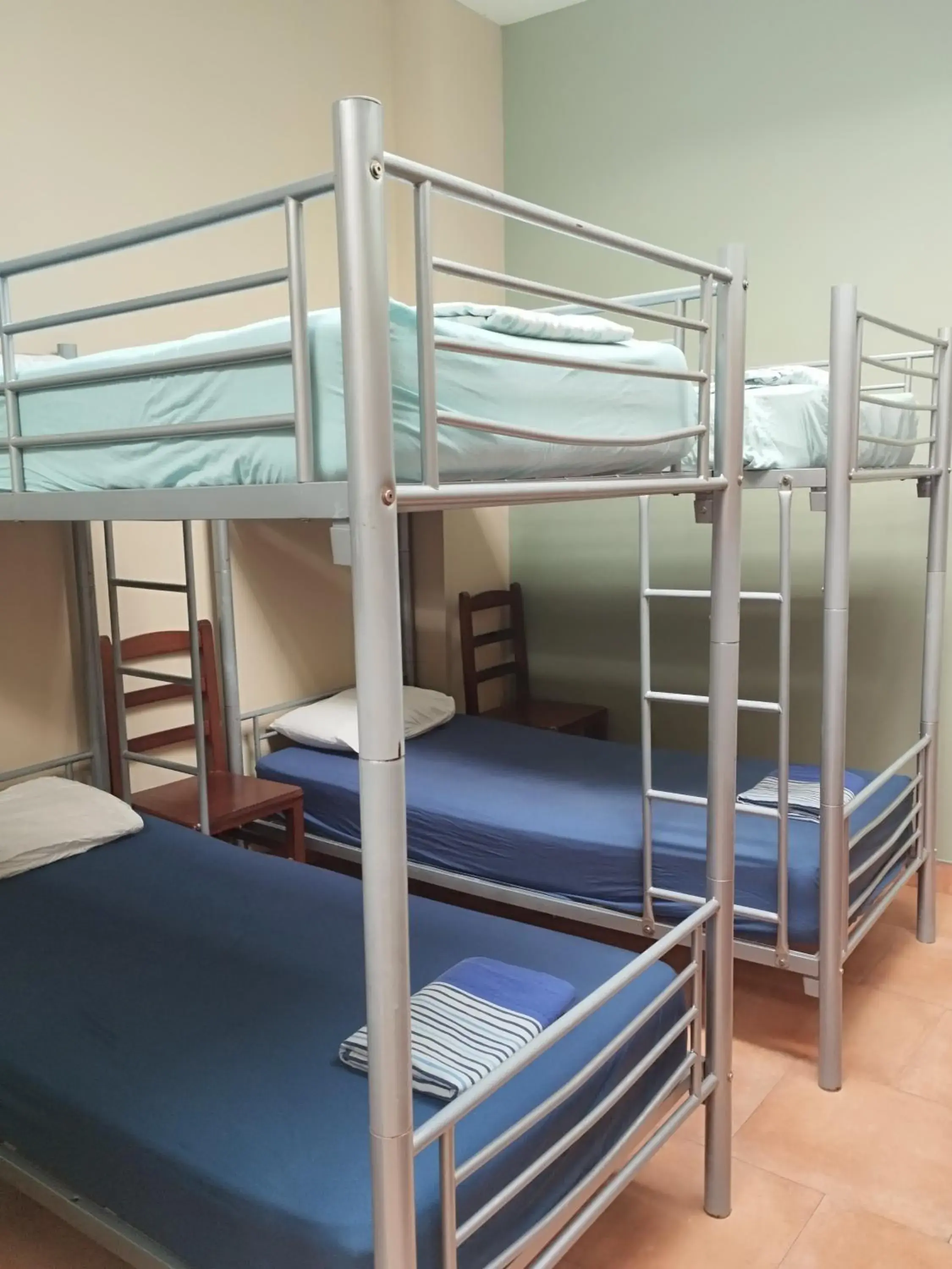 Bed in 12-Bed Dormitory Room in Albergue Kortarixar Bed in 12-Bed Dormitory Room in Albergue Kortarixar