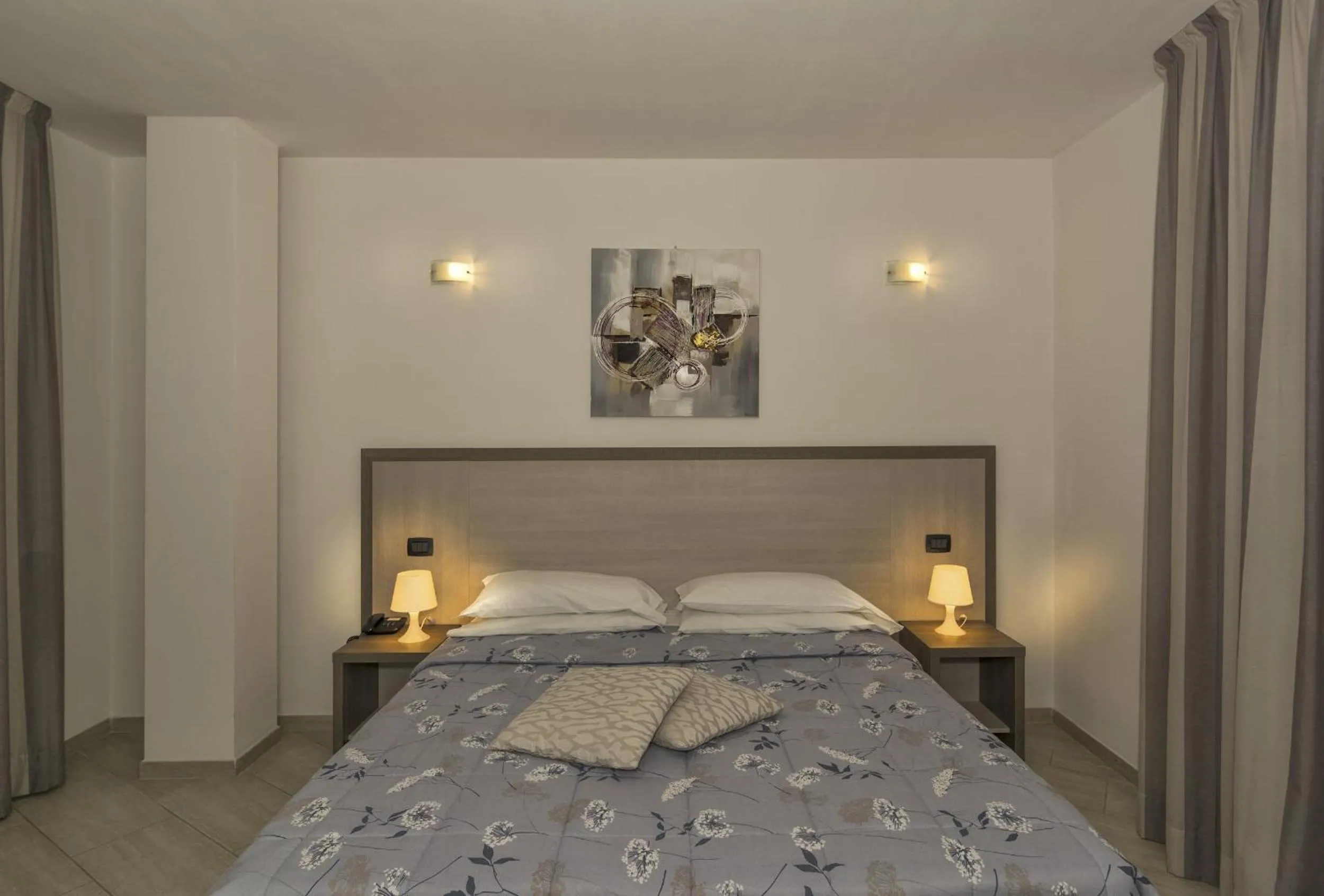 Bed in Hotel Lido Inn