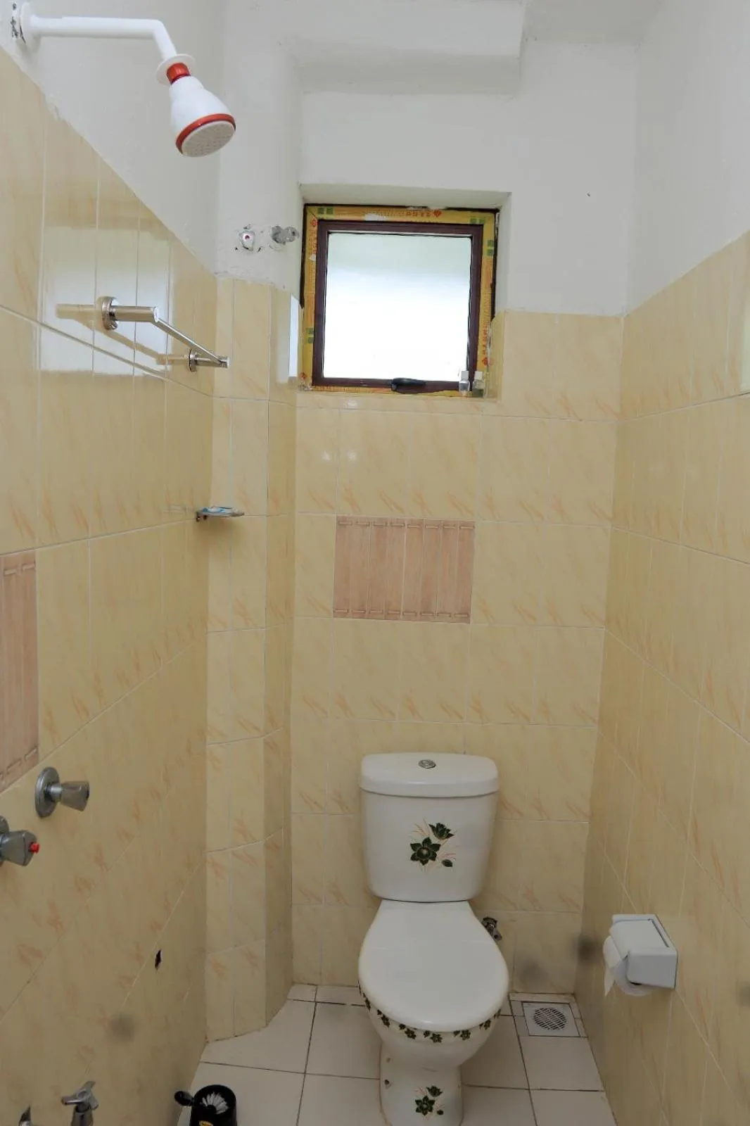 Toilet in Greenyard Resort Mtwapa