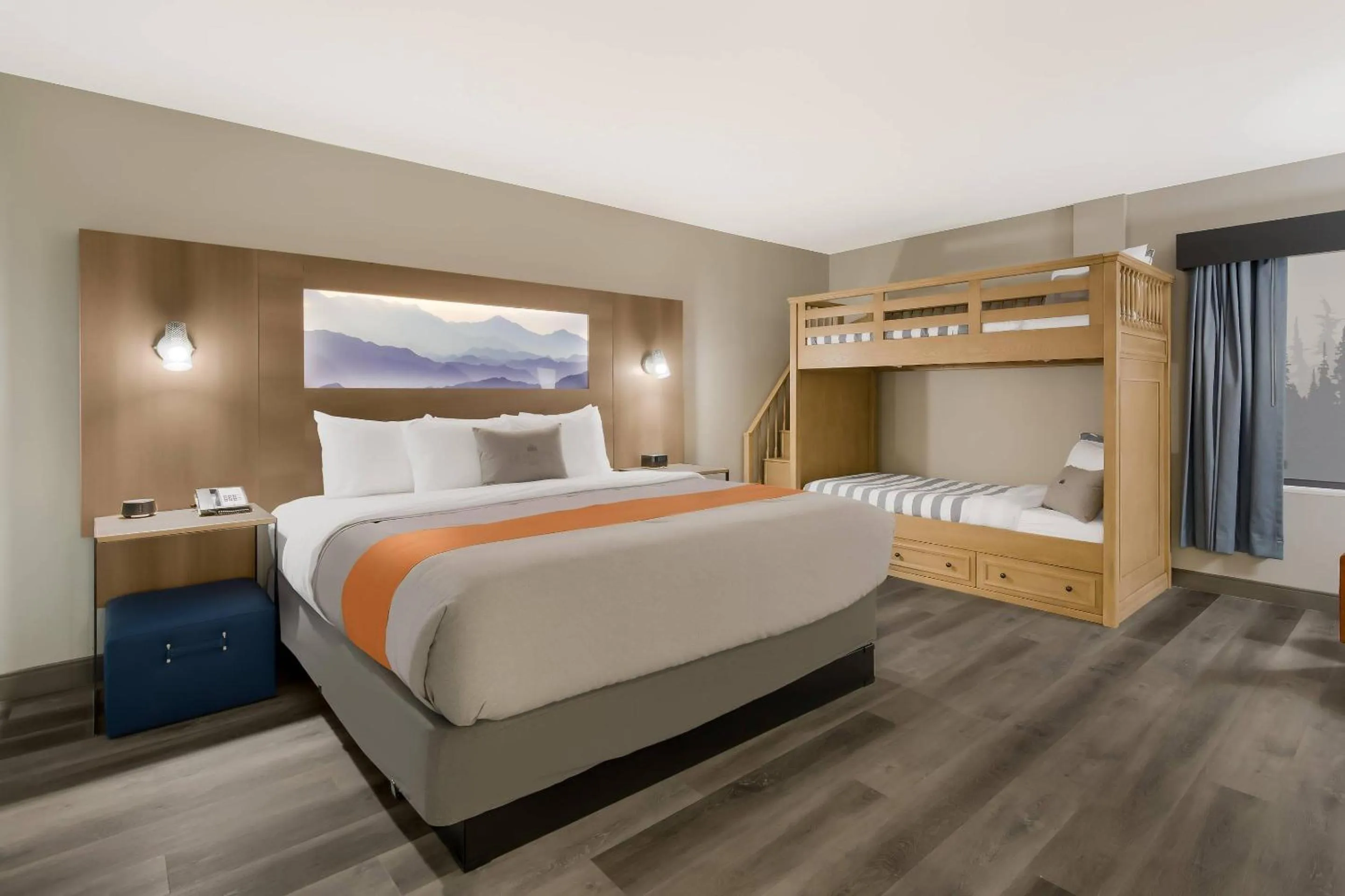 Bedroom, Bed in Graystone Lodge, an Ascend Collection Hotel