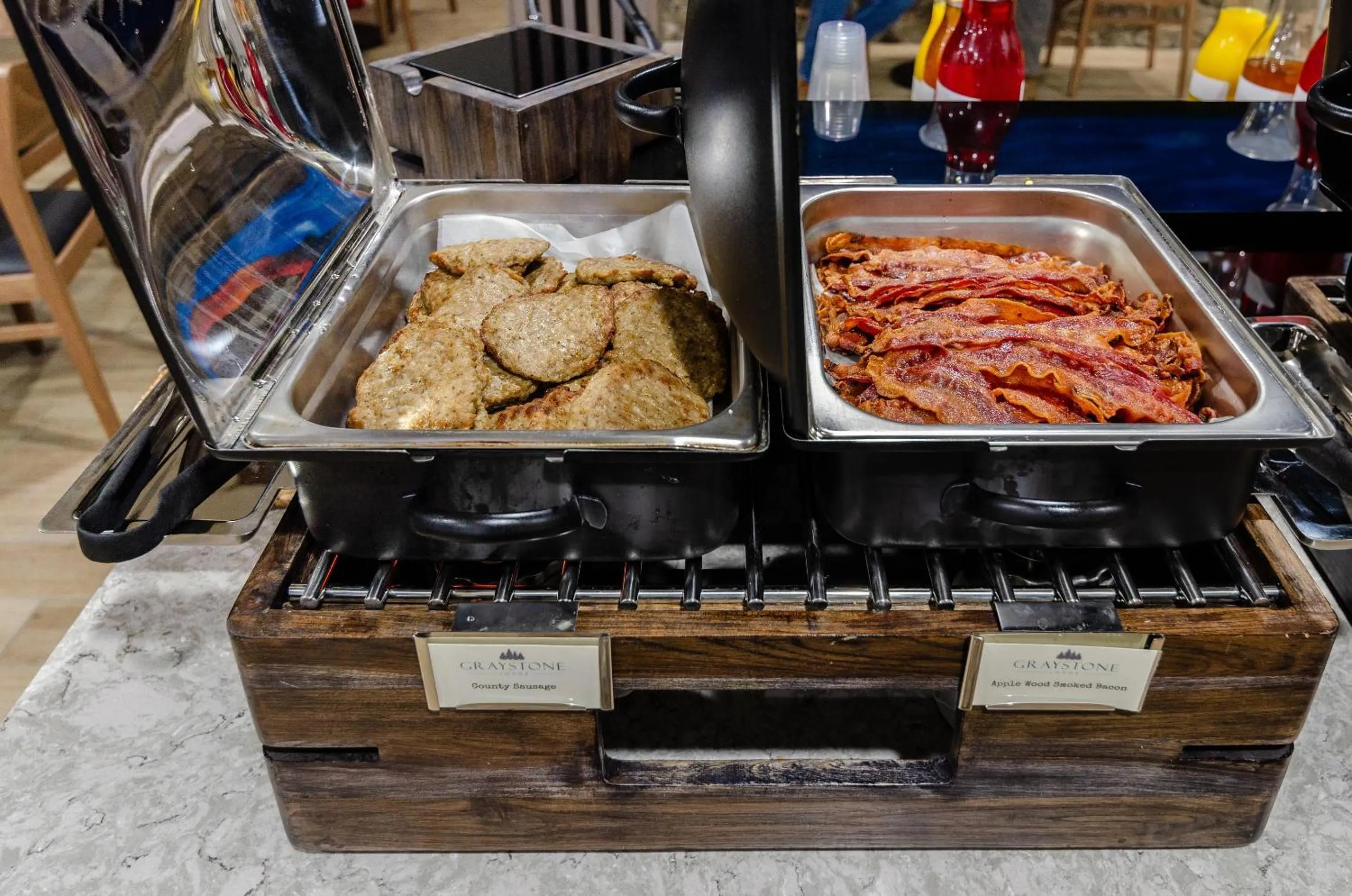 Breakfast in Graystone Lodge, an Ascend Collection Hotel