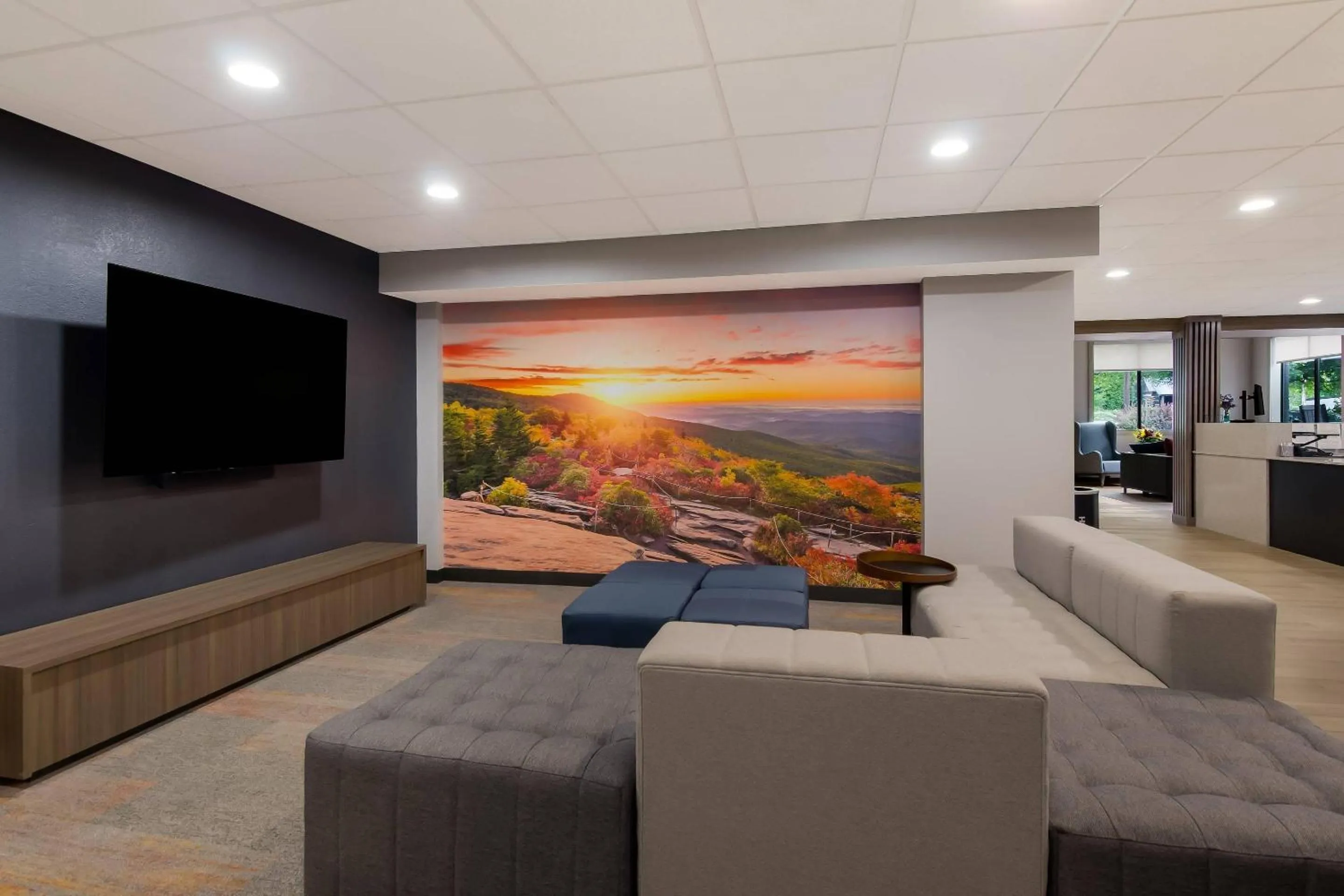 Lobby or reception in Graystone Lodge, an Ascend Collection Hotel