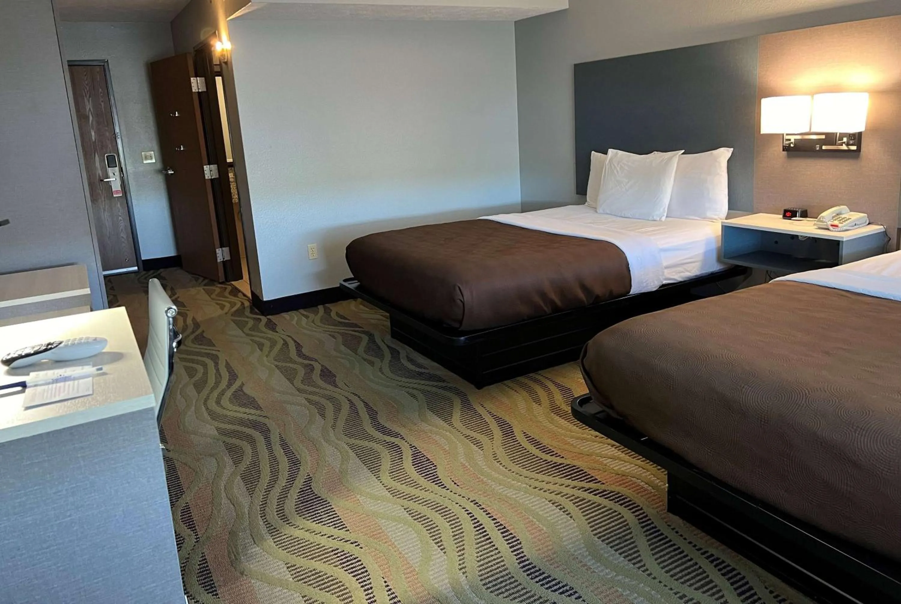 Photo of the whole room, Bed in AmericInn by Wyndham Republic