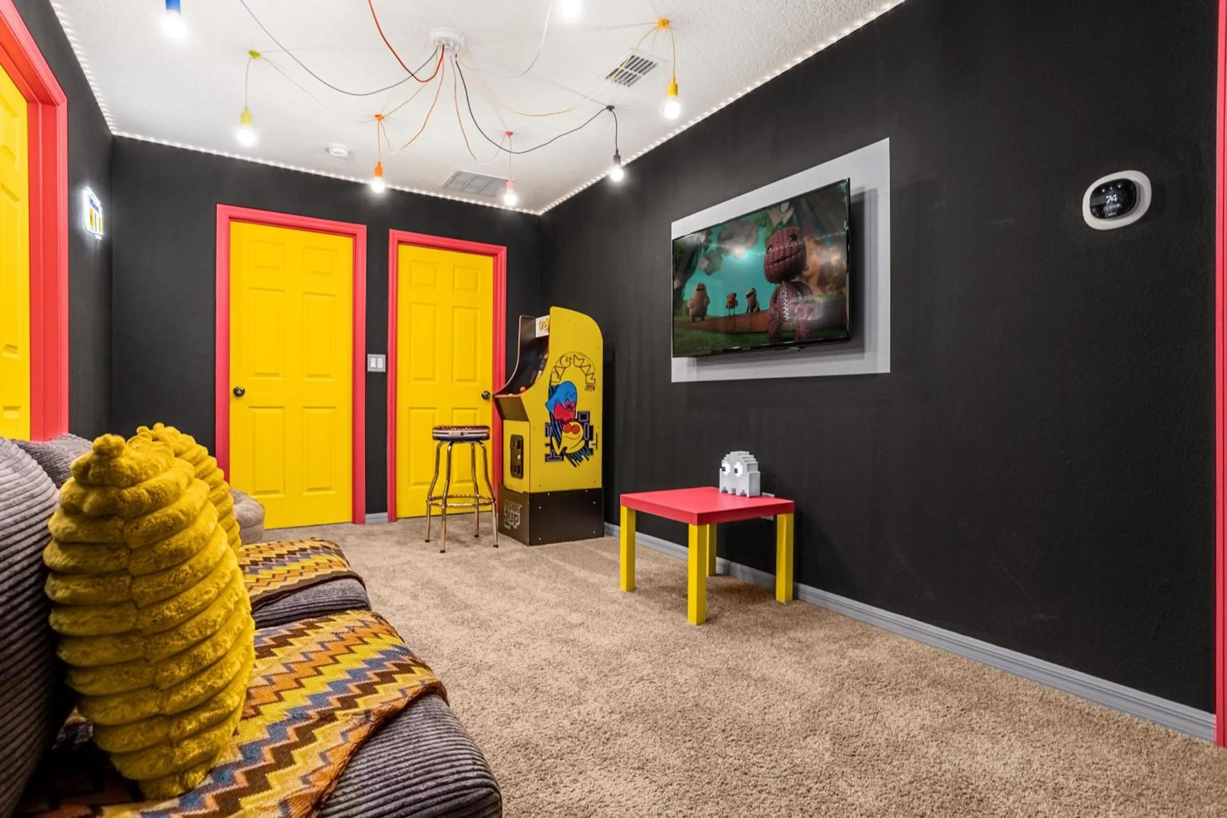 Game Room in 4BR Home w Full Resort Access - Near Disney