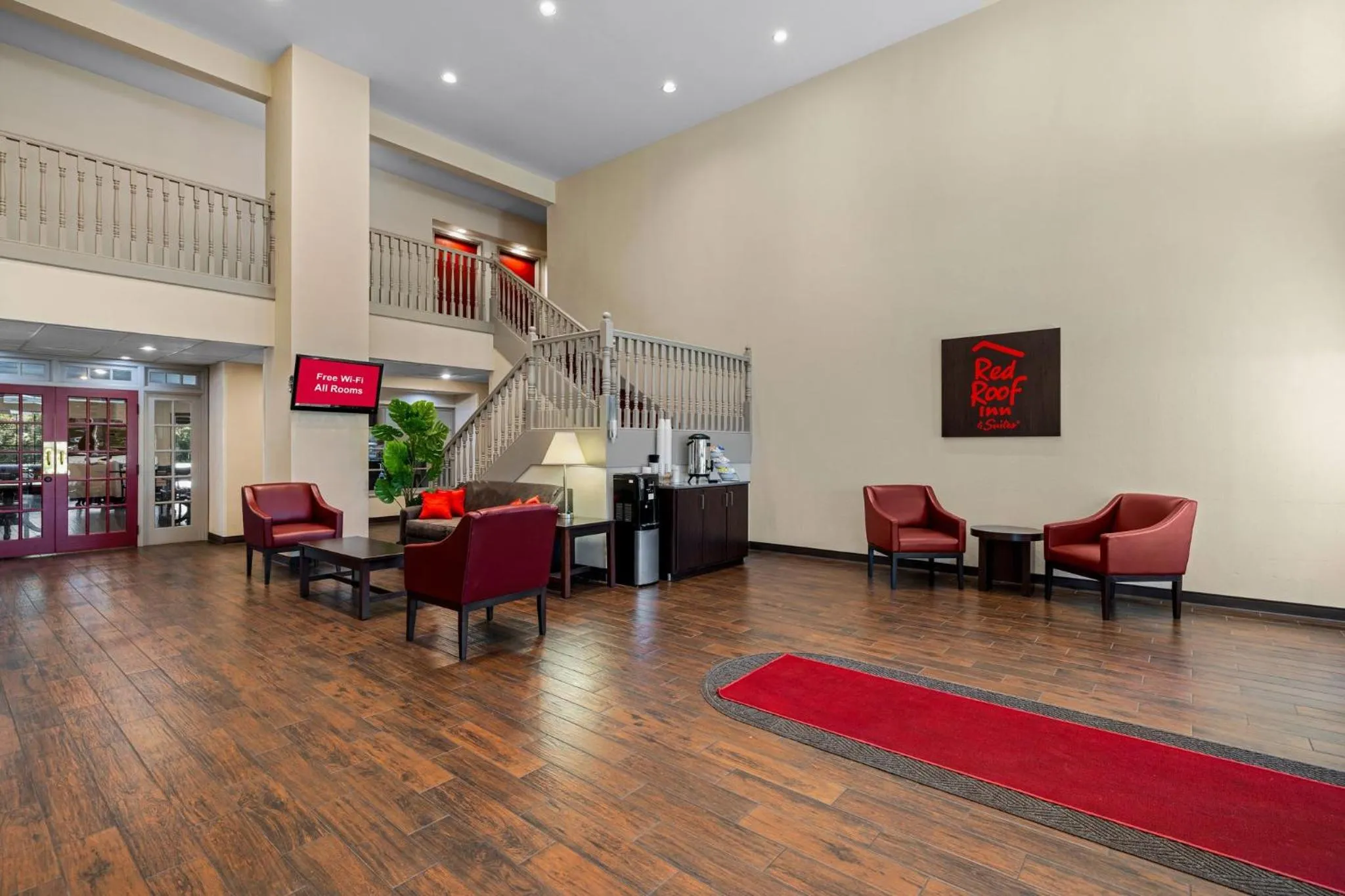 Lobby or reception in Red Roof Inn & Suites Albany, GA