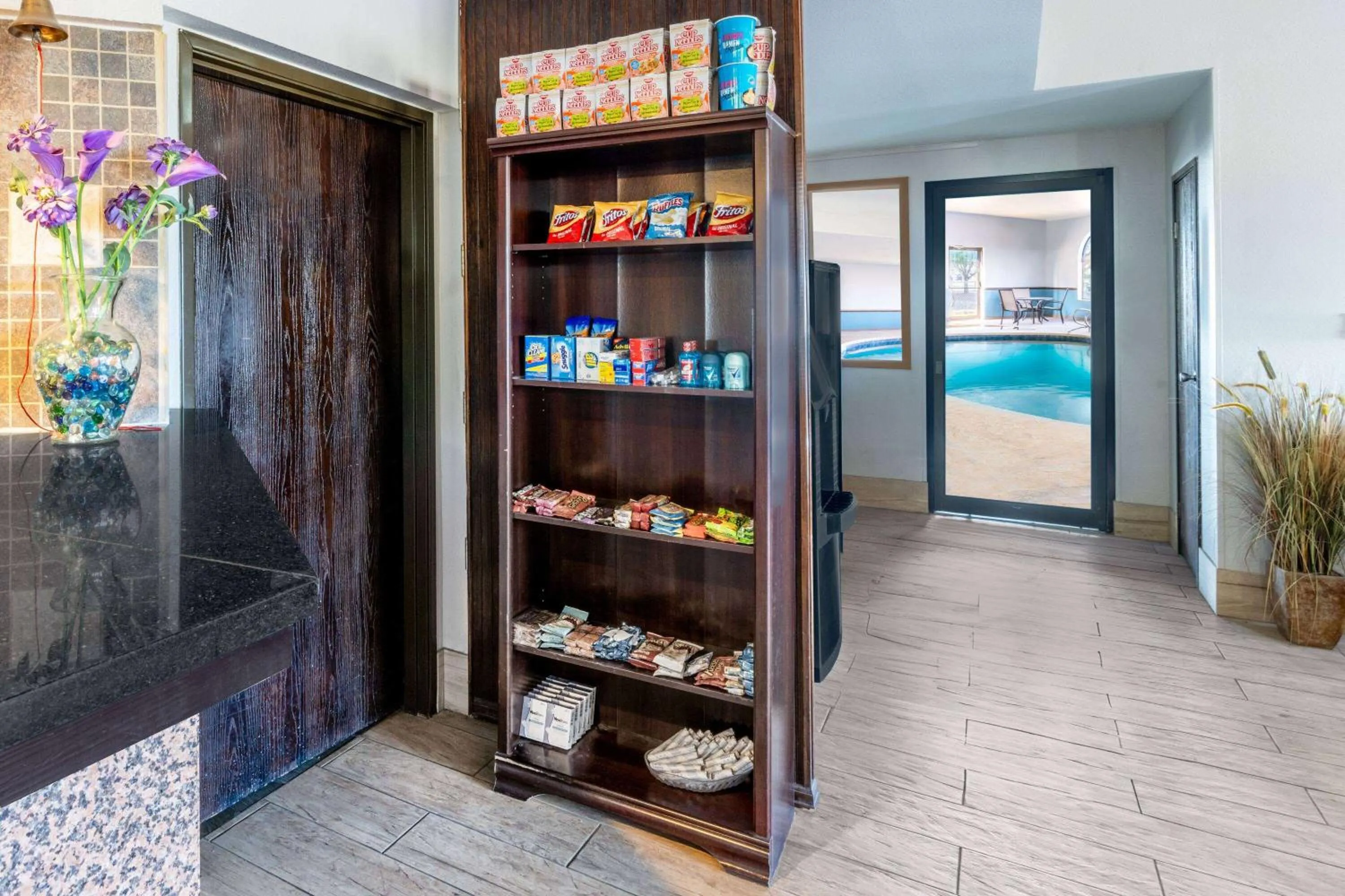 Food and drinks in Days Inn by Wyndham Lamar