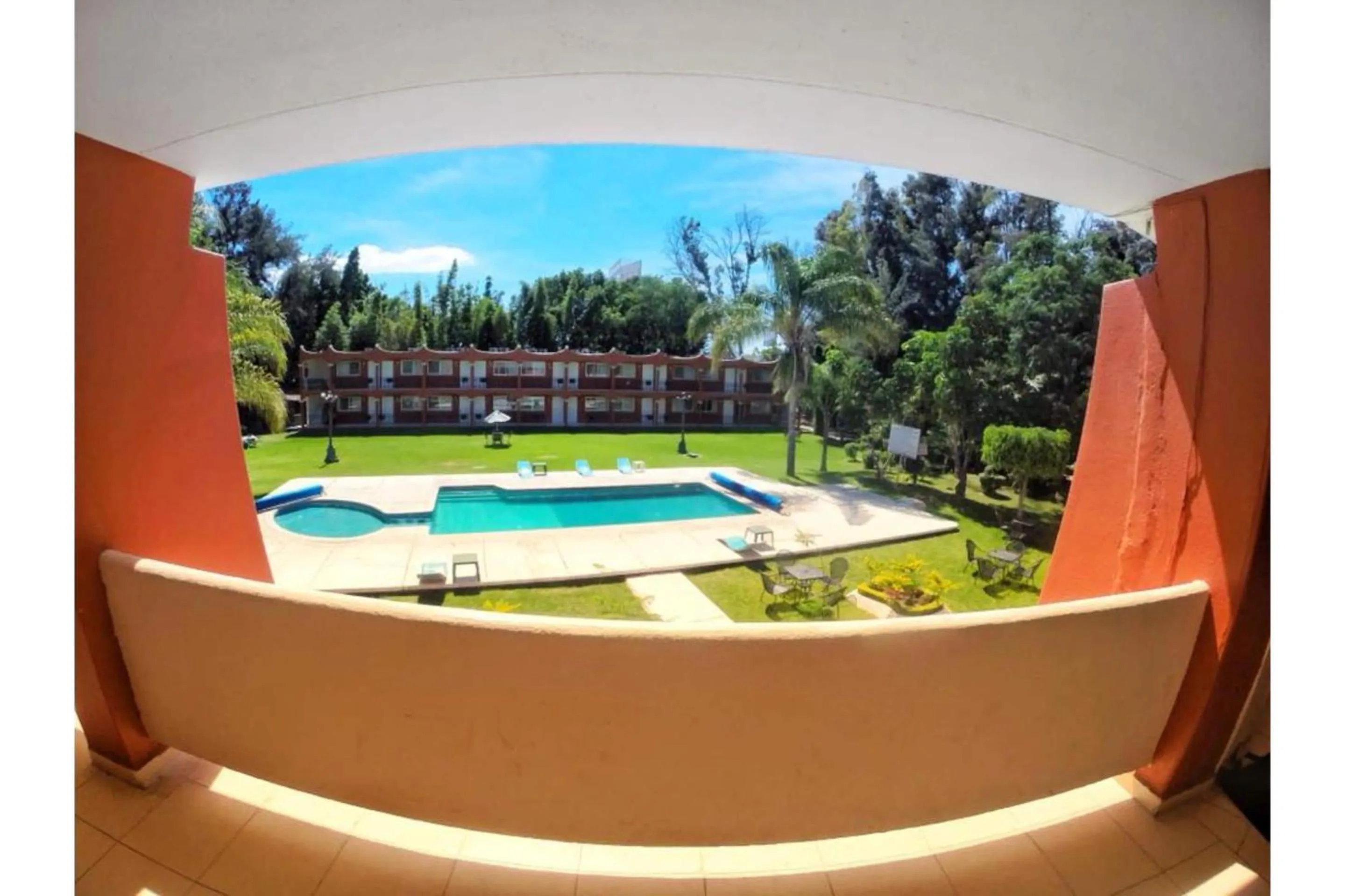 Swimming pool in Capital O Gran Hotel Campestre