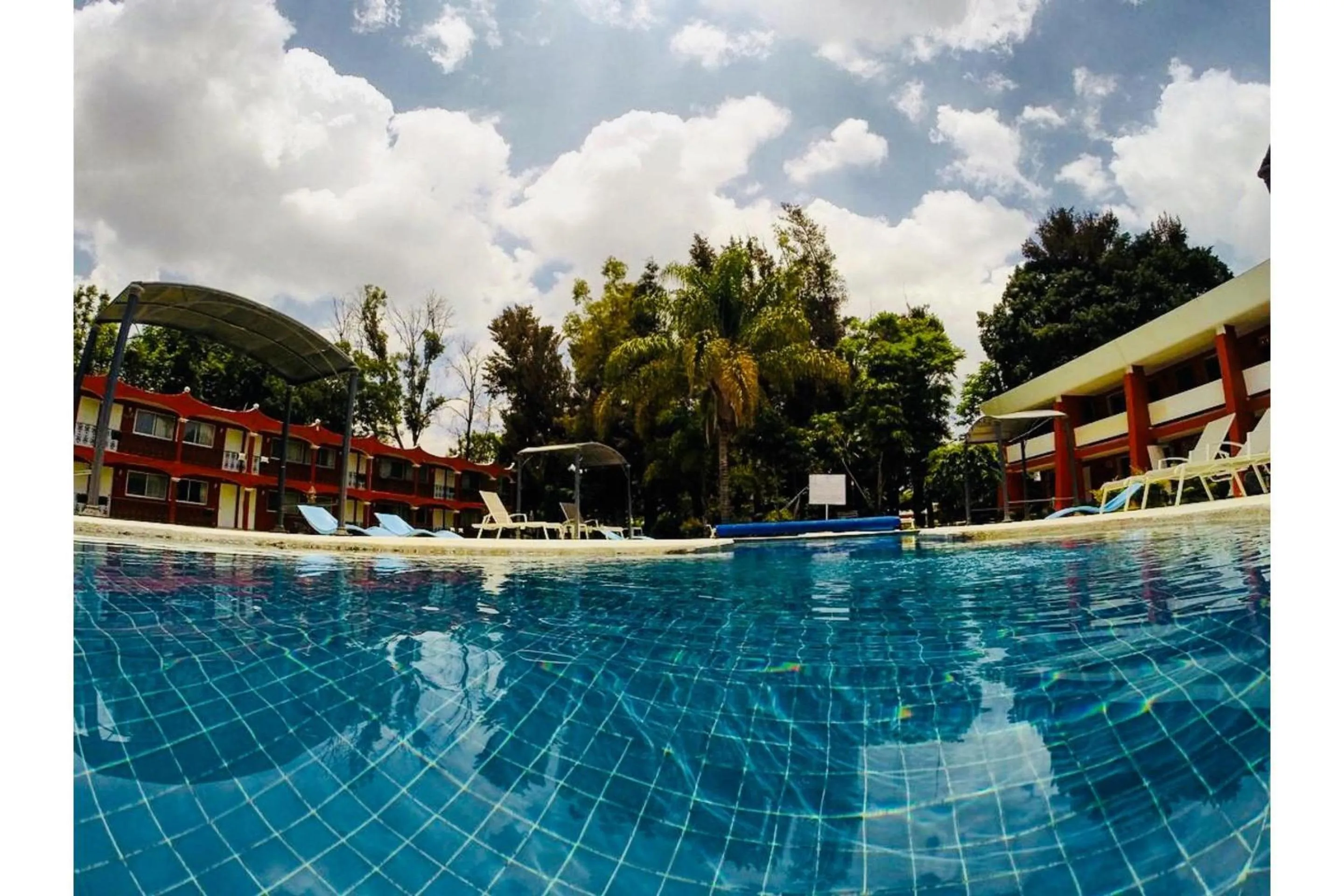 Swimming pool in Capital O Gran Hotel Campestre