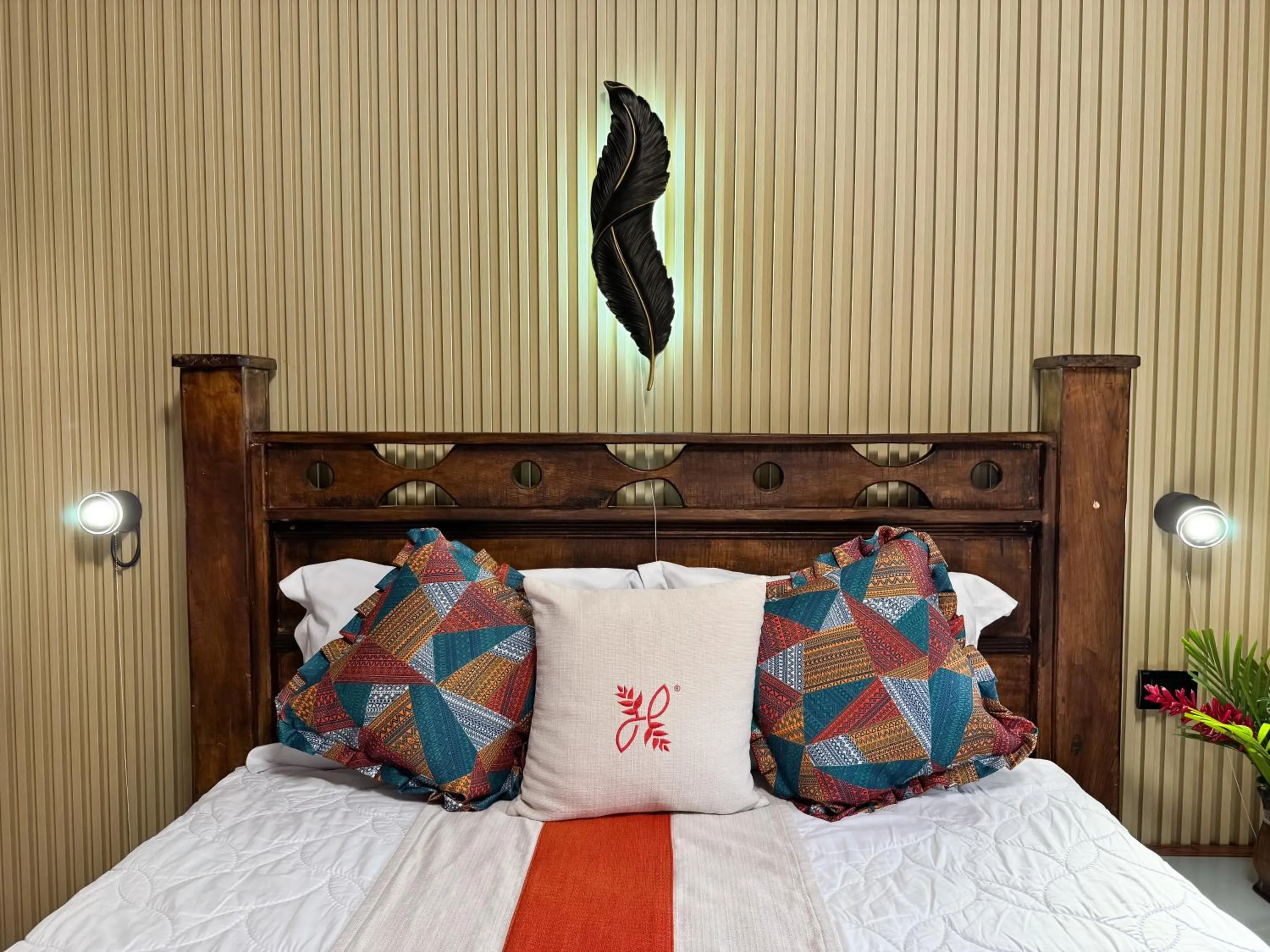 Bed in Hotel Heliconias Nature Inn & Hot Springs