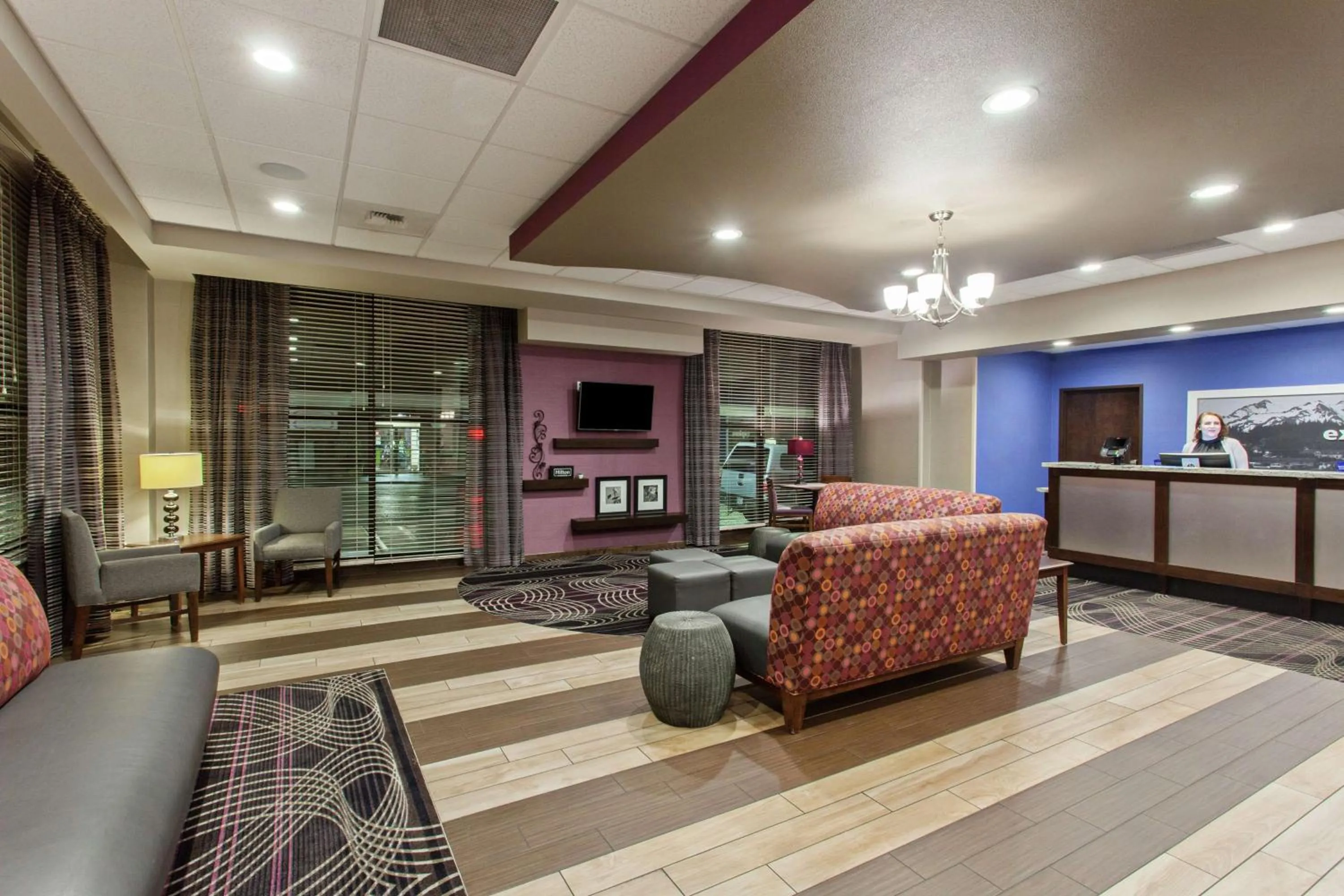 Lobby or reception in Hampton Inn Seattle/Everett Downtown