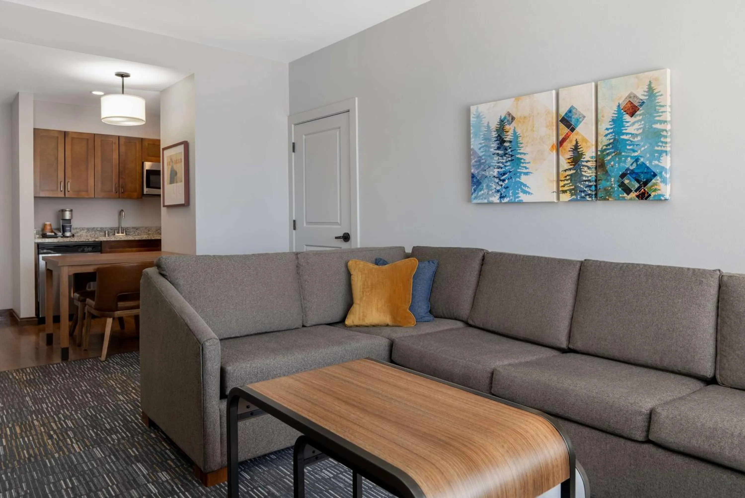 Living room in Homewood Suites by Hilton Billings