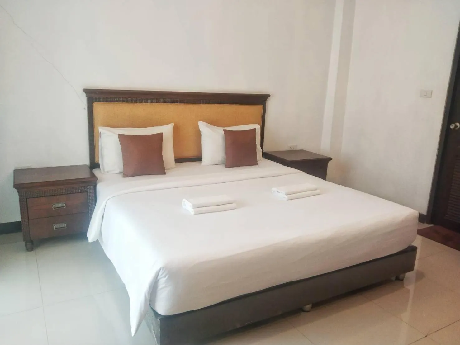 Bed in Sota Residence