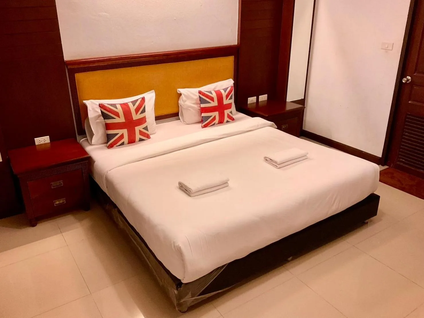 Bed in Sota Residence