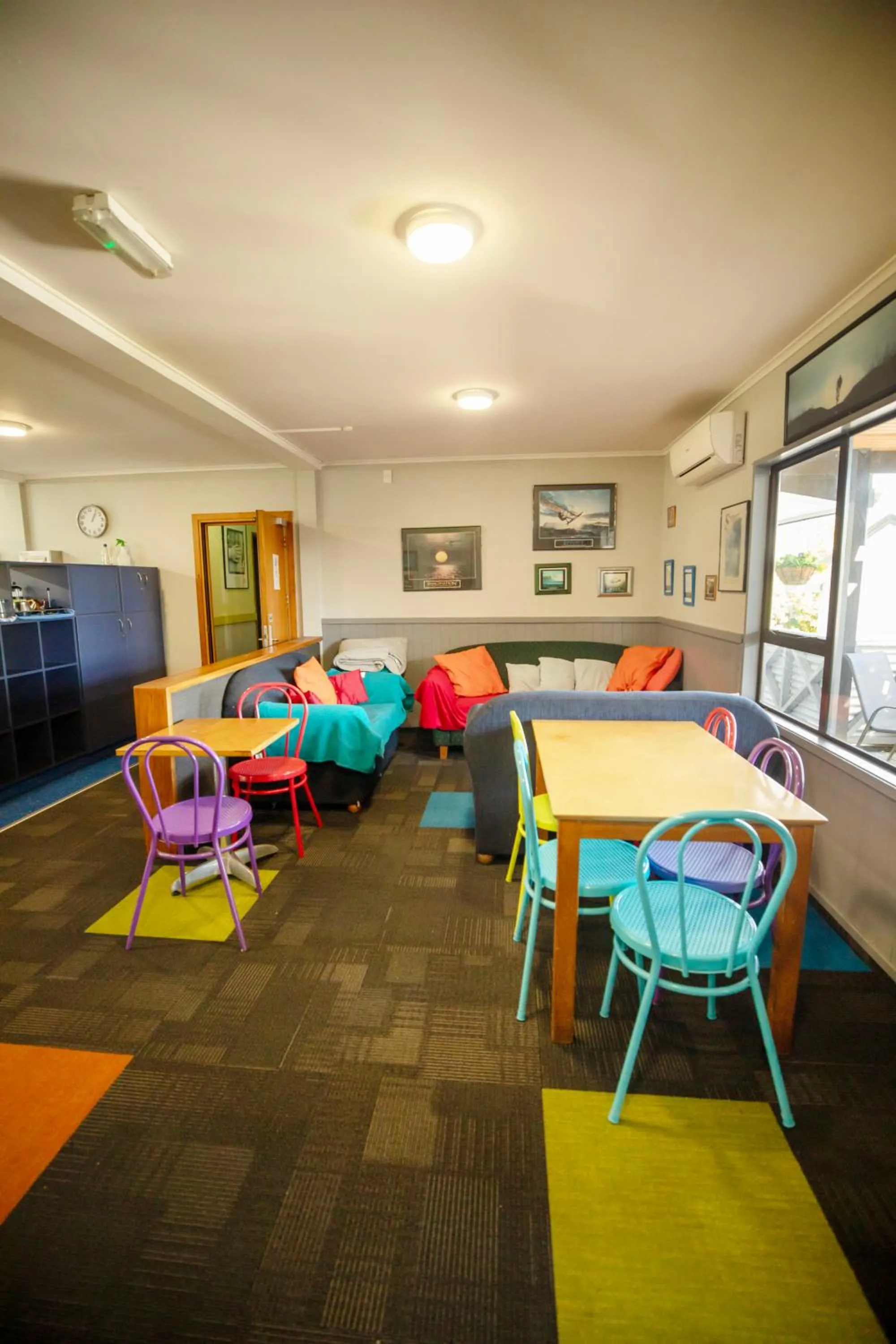 Dining area in Ivorytowers Accommodation