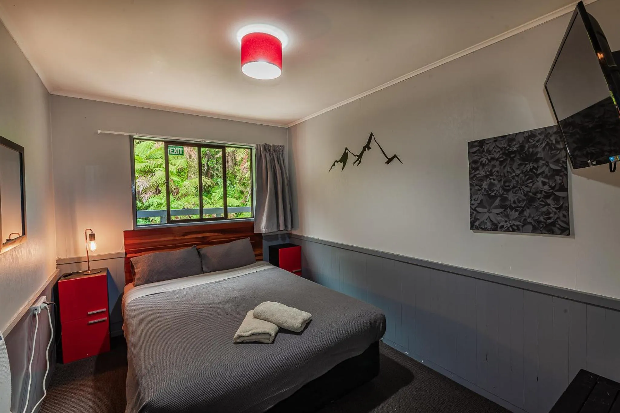 Bed in Ivorytowers Accommodation