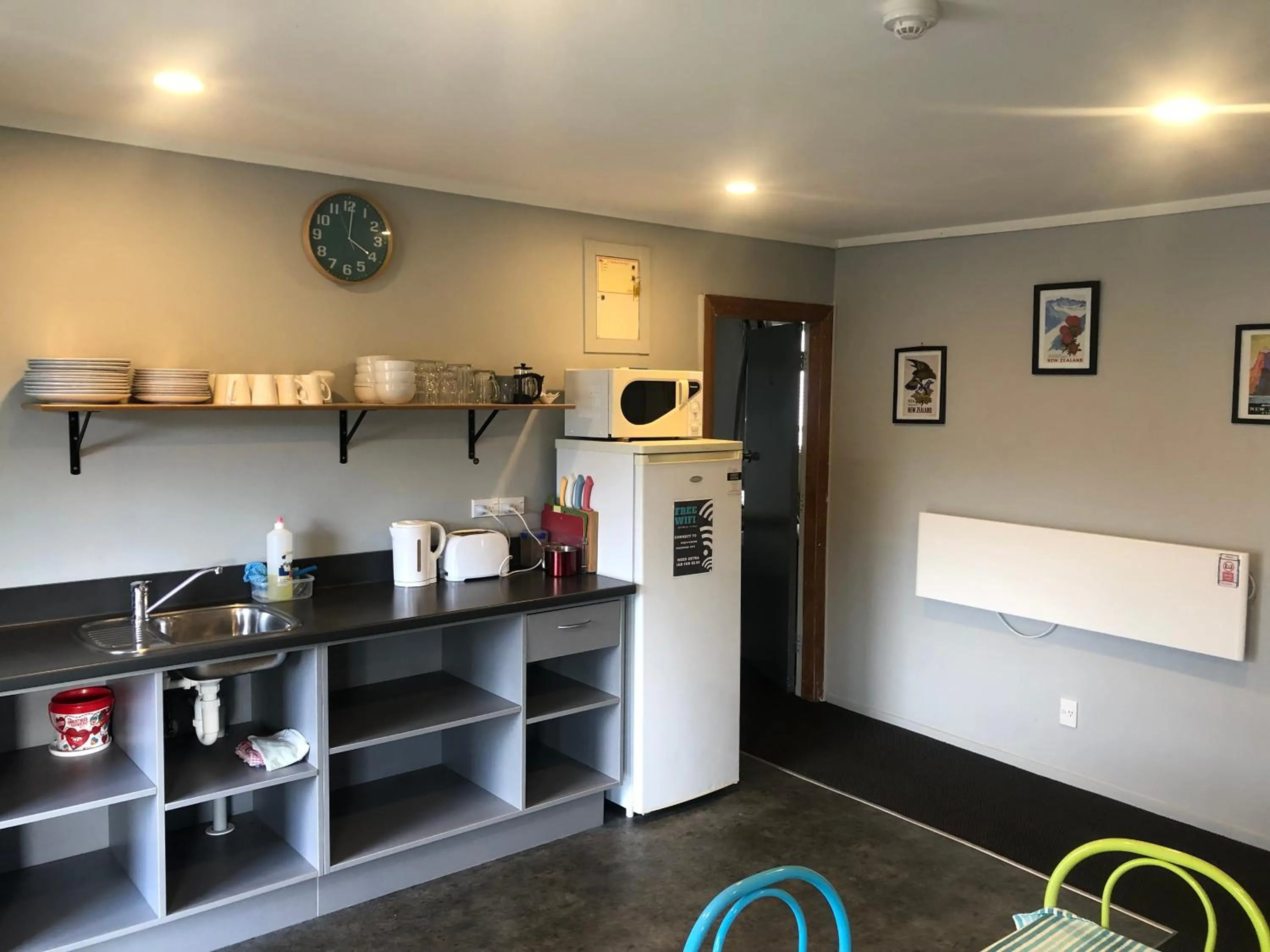 Coffee/tea facilities in Ivorytowers Accommodation