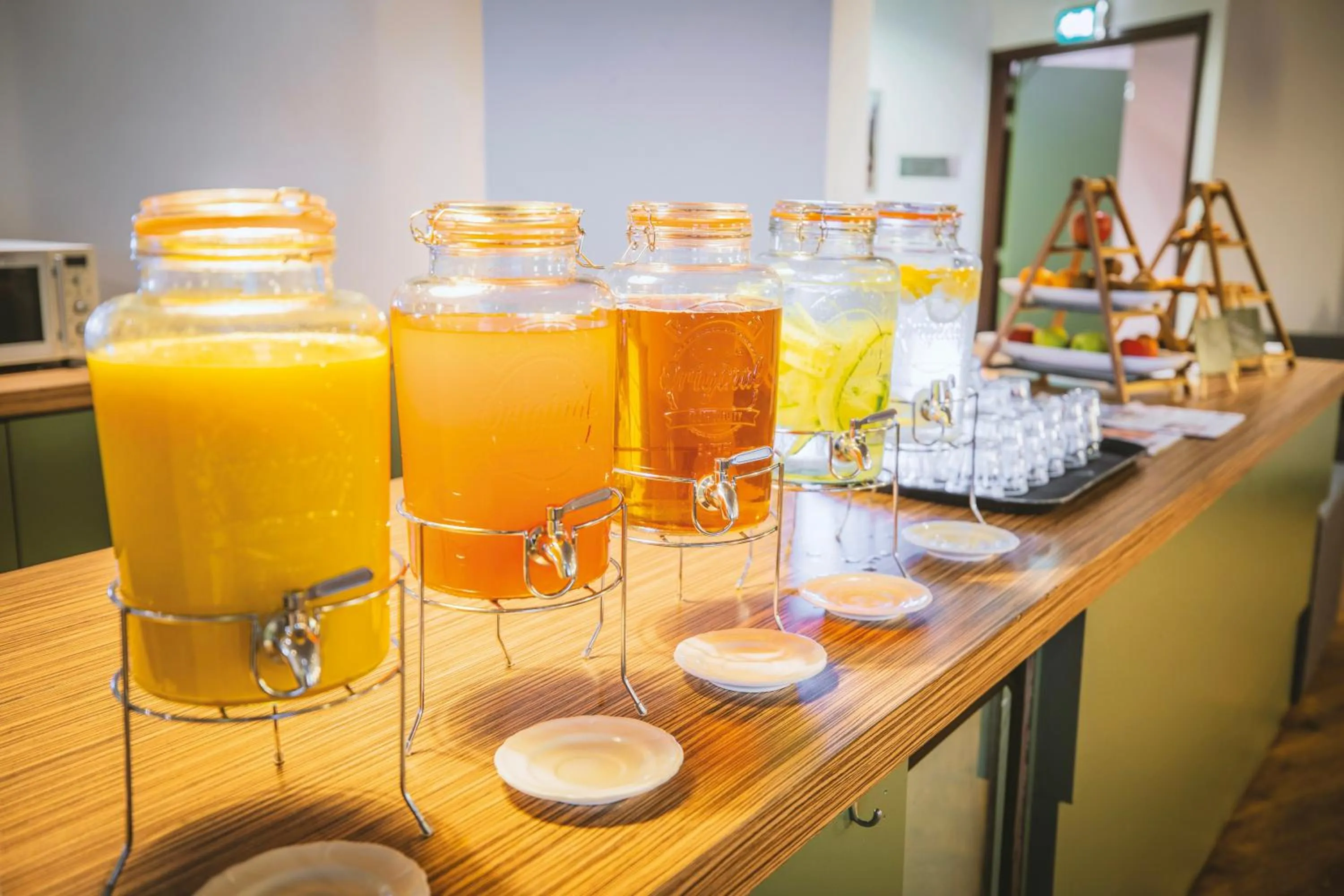 Buffet breakfast in Leonardo Hotel Utrecht City Center