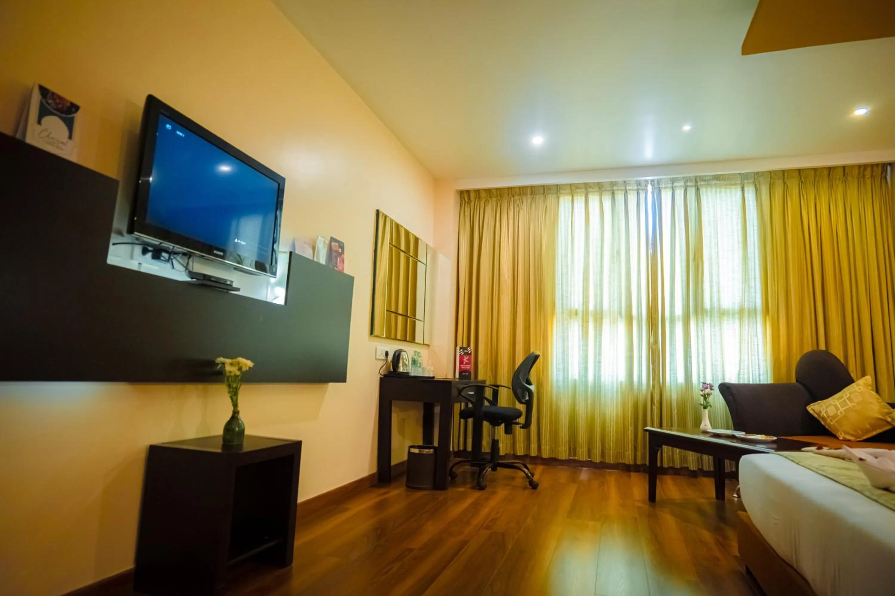 Bed in Poppys Hotel Madurai