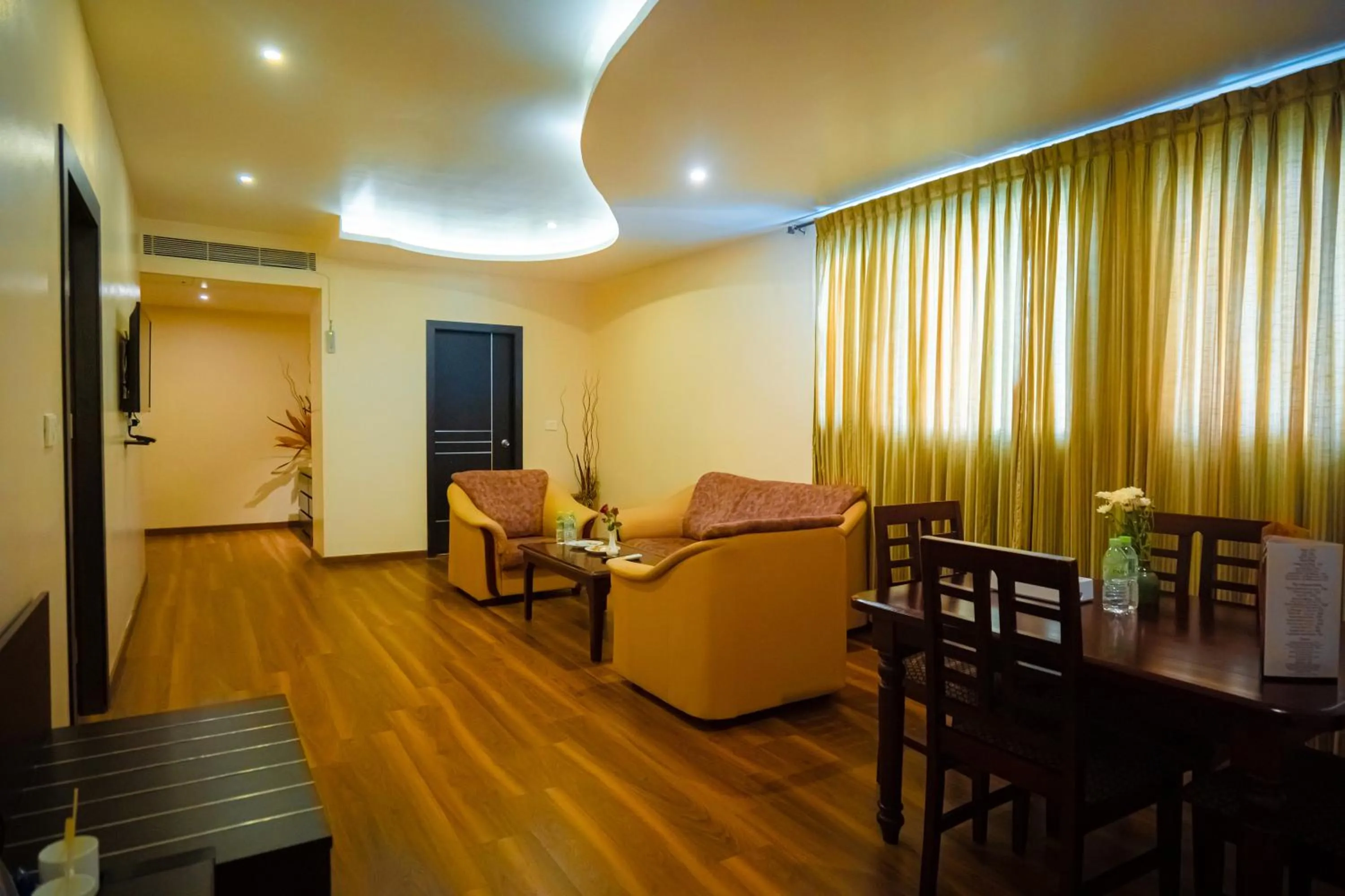 Living room in Poppys Hotel Madurai