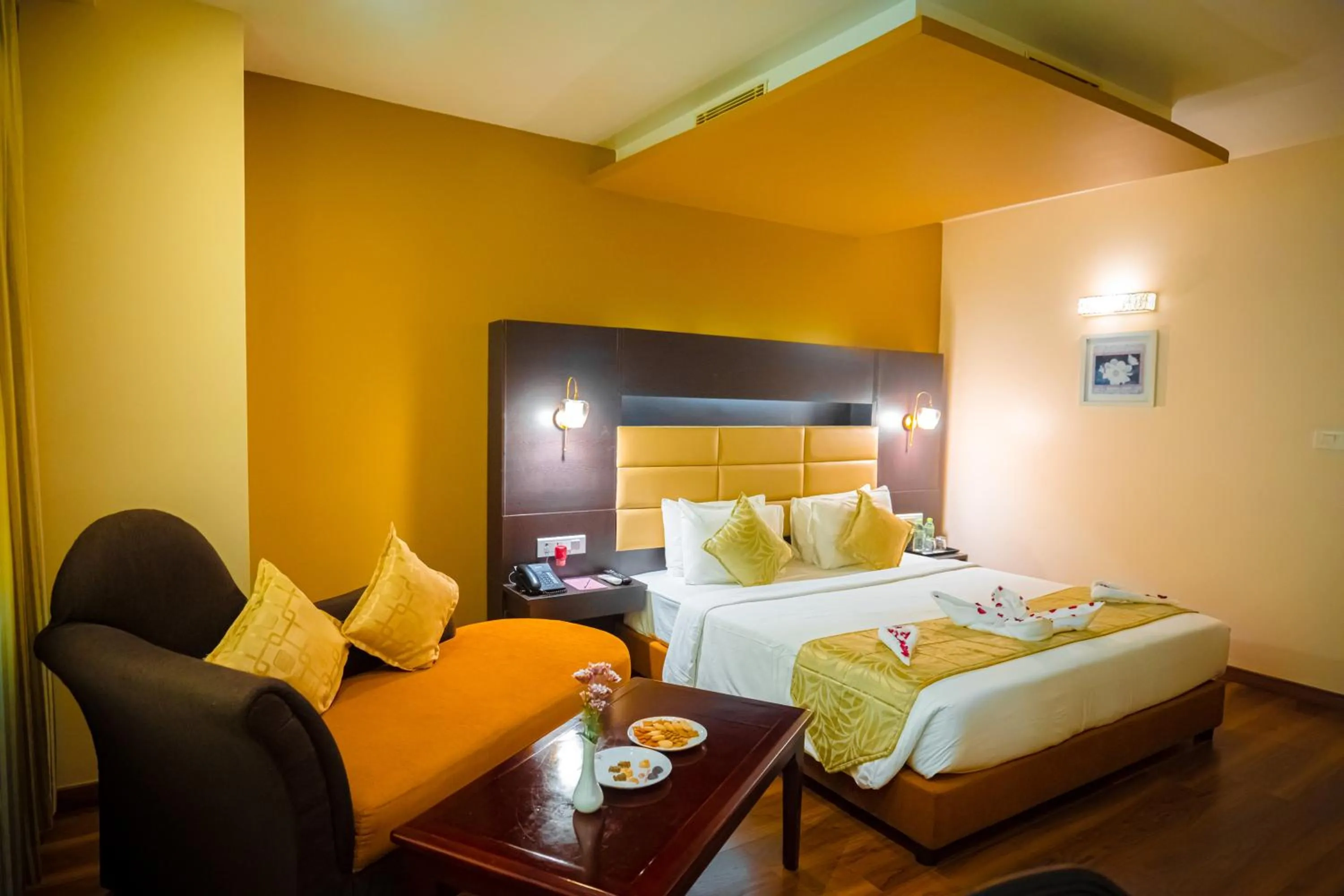 Bedroom, Bed in Poppys Hotel Madurai