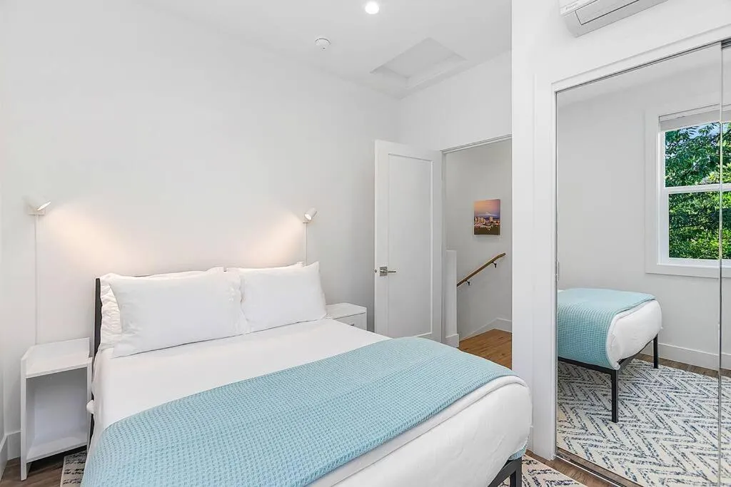 Bed in The Greenwood Gem