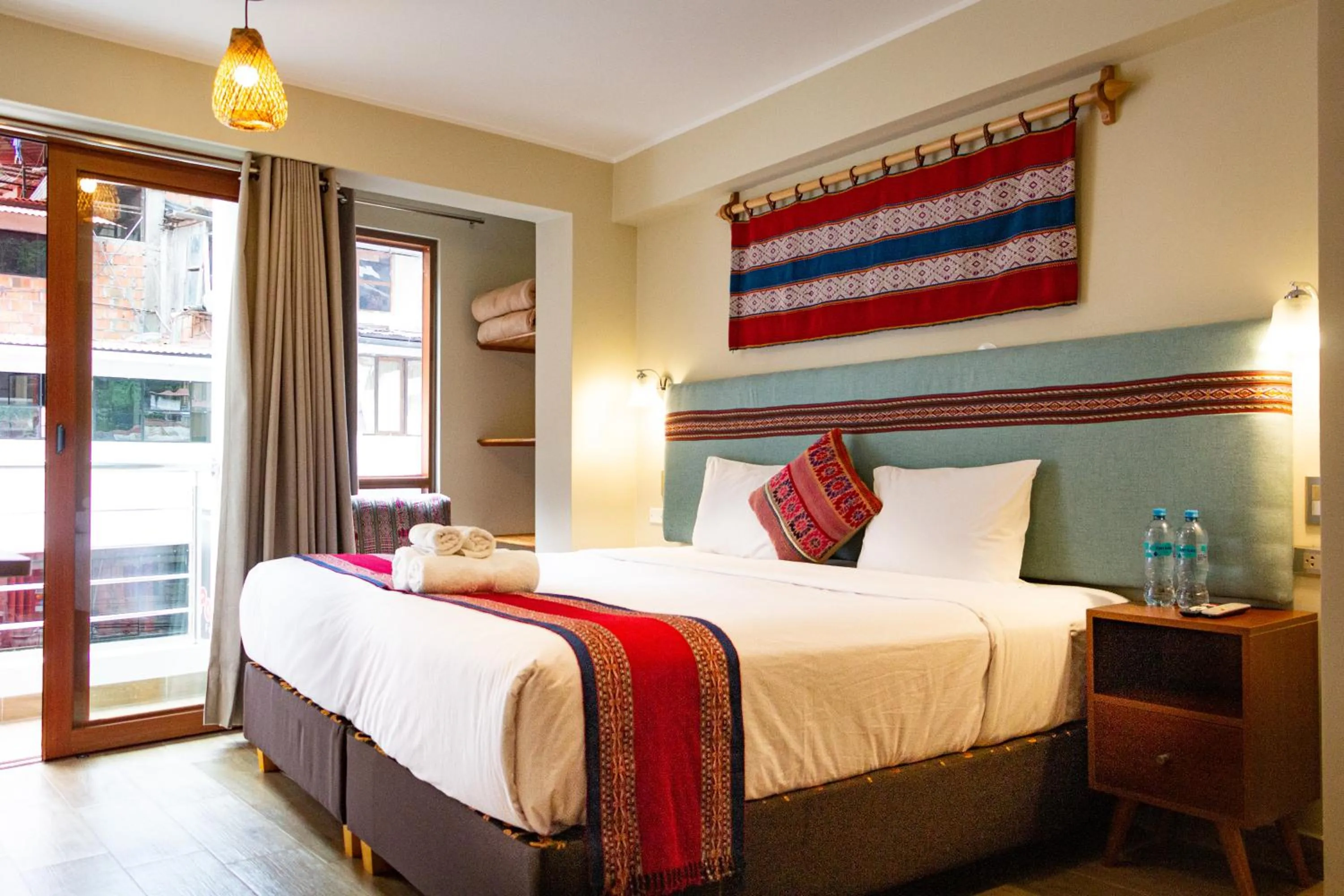 Bed in Rockrivers MachuPicchu