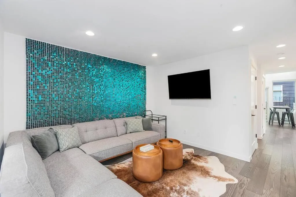 Autumn Leaves in Jefferson Park