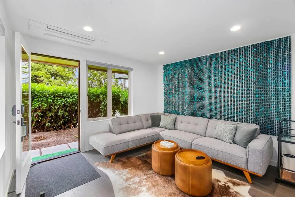 Autumn Leaves in Jefferson Park