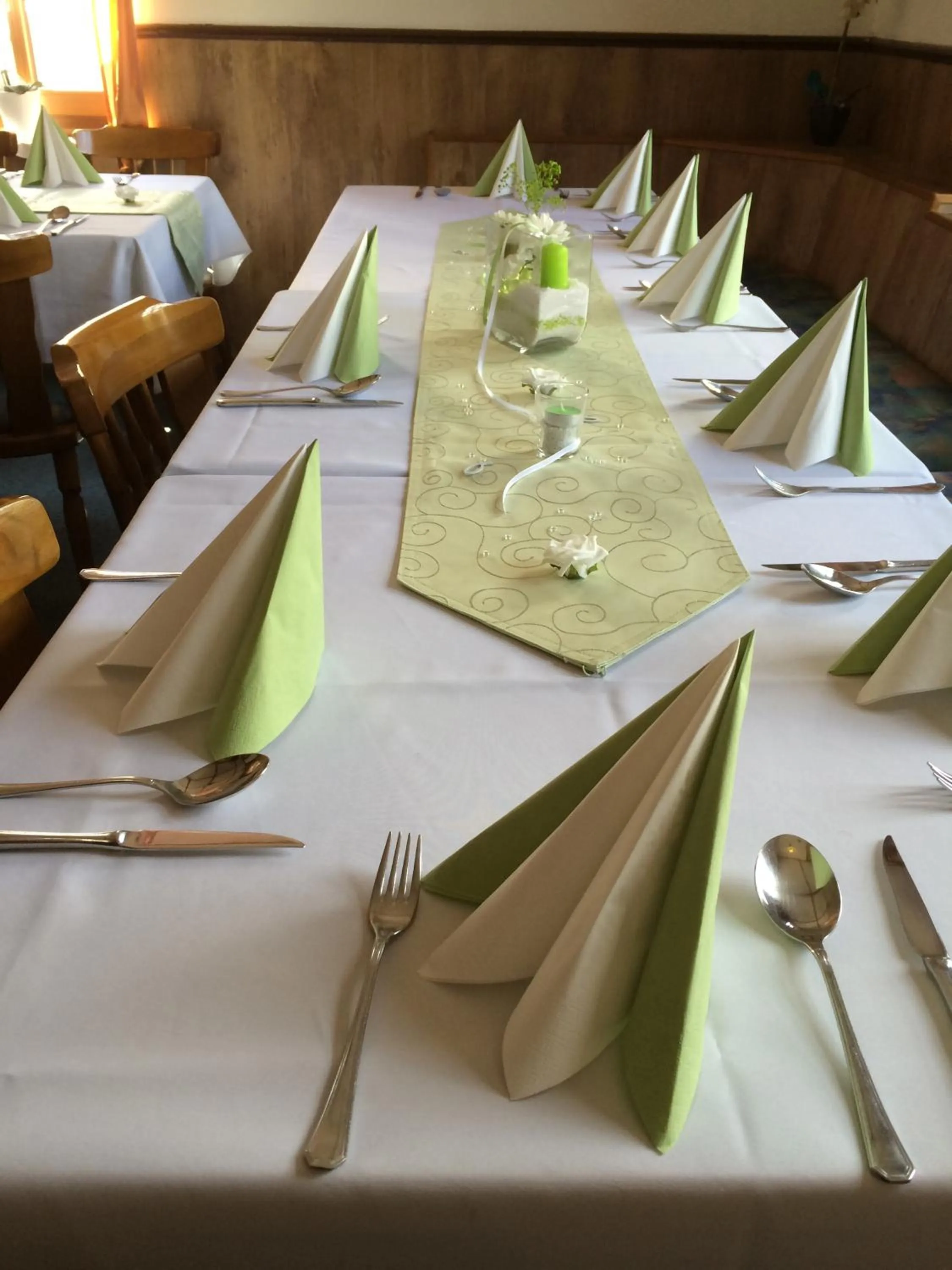 Restaurant/places to eat in Gasthof zur Post