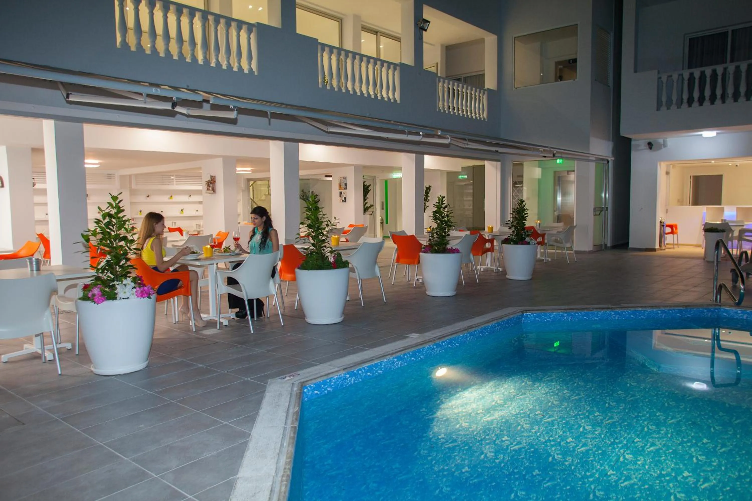 Facade/entrance in Princessa Vera Hotel Apartments