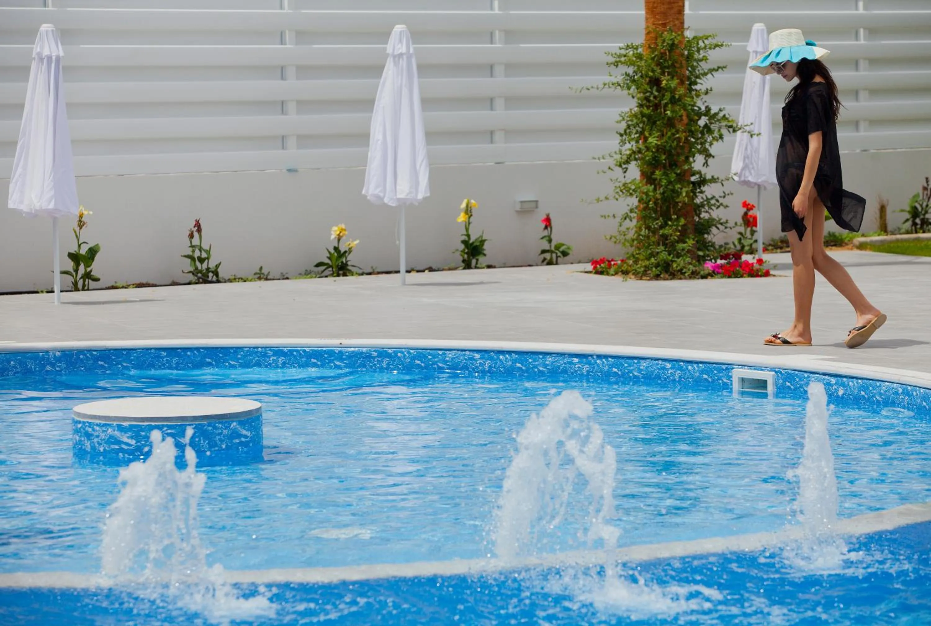 People in Princessa Vera Hotel Apartments