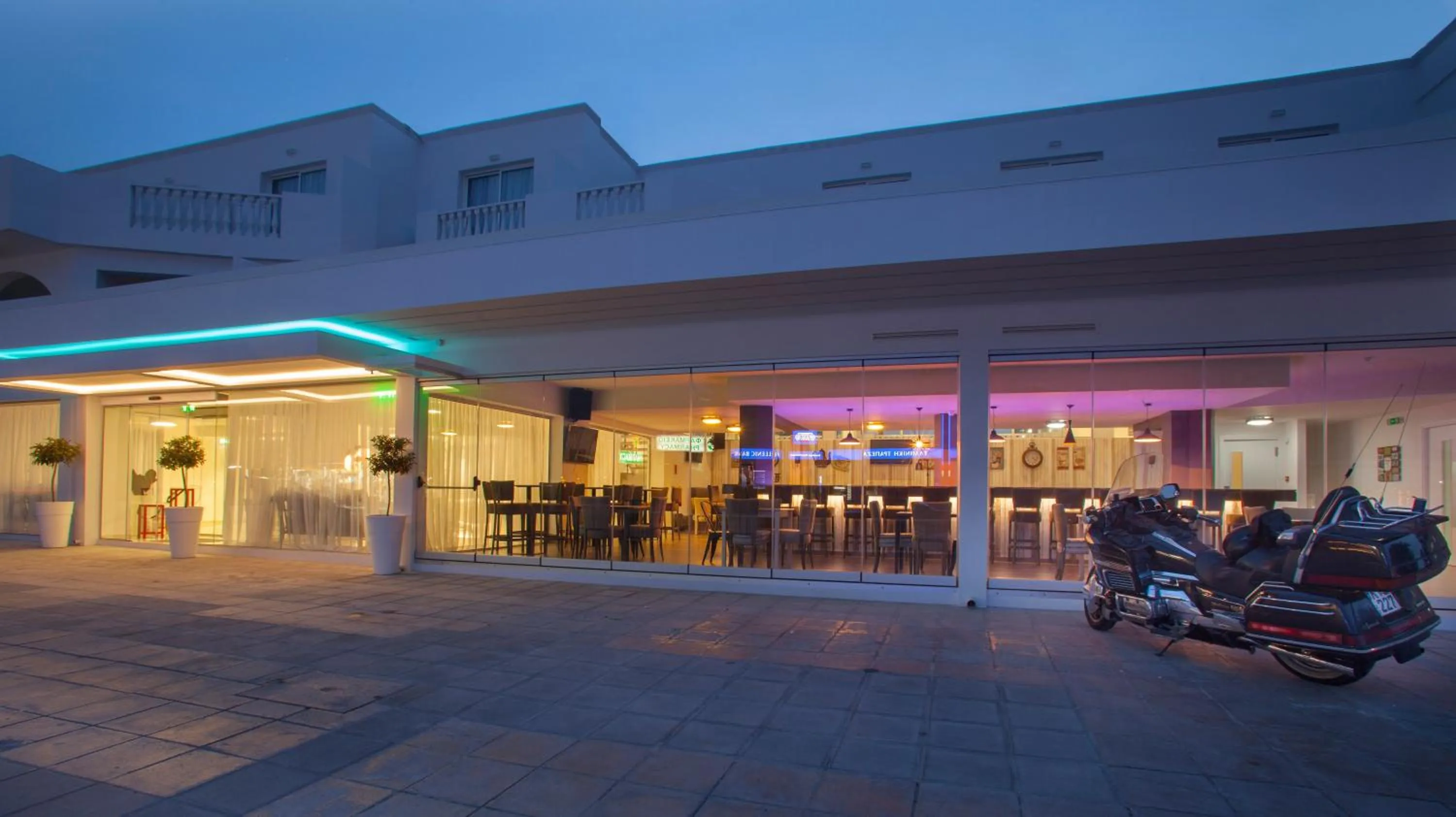 Facade/entrance in Princessa Vera Hotel Apartments