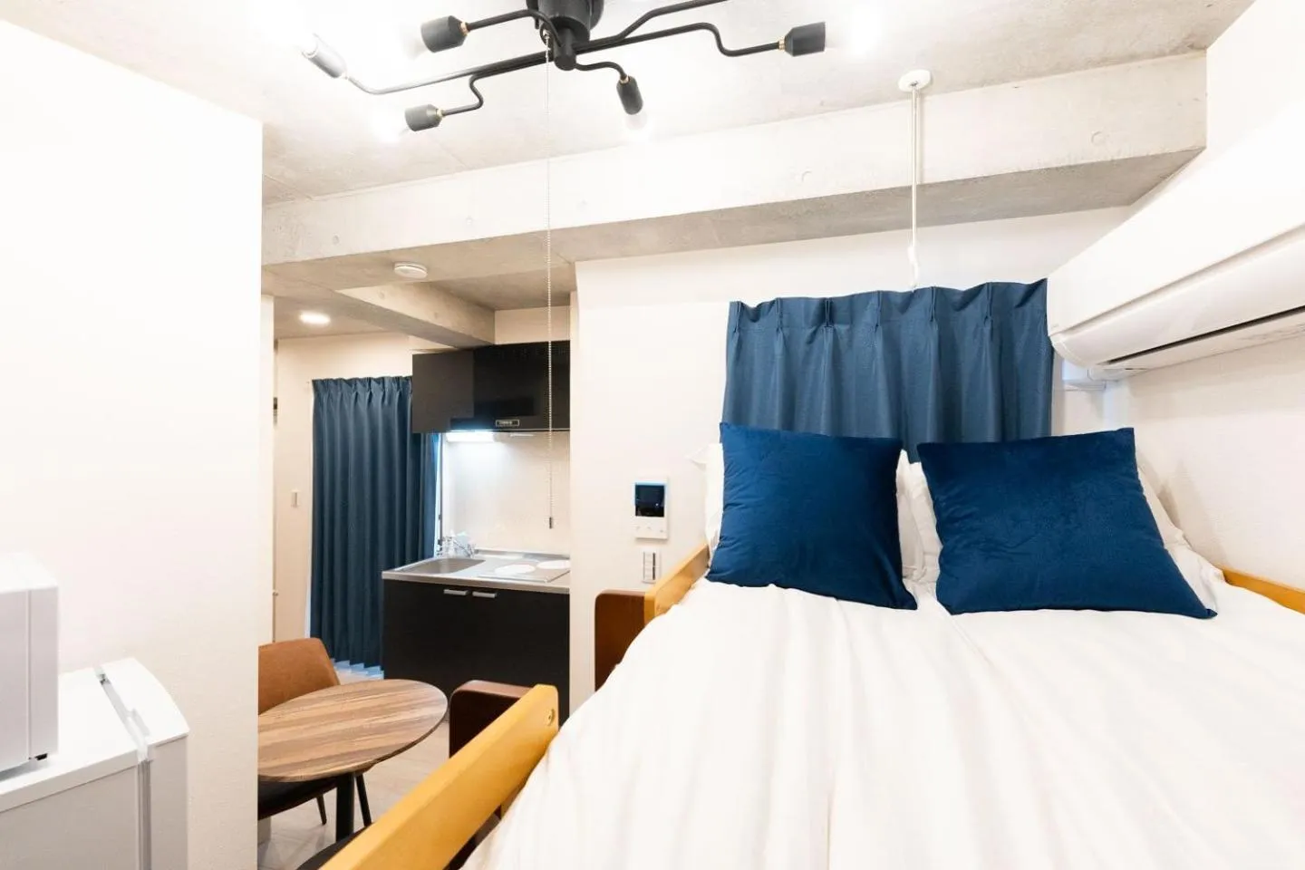 Bed in Ferio Kamata II